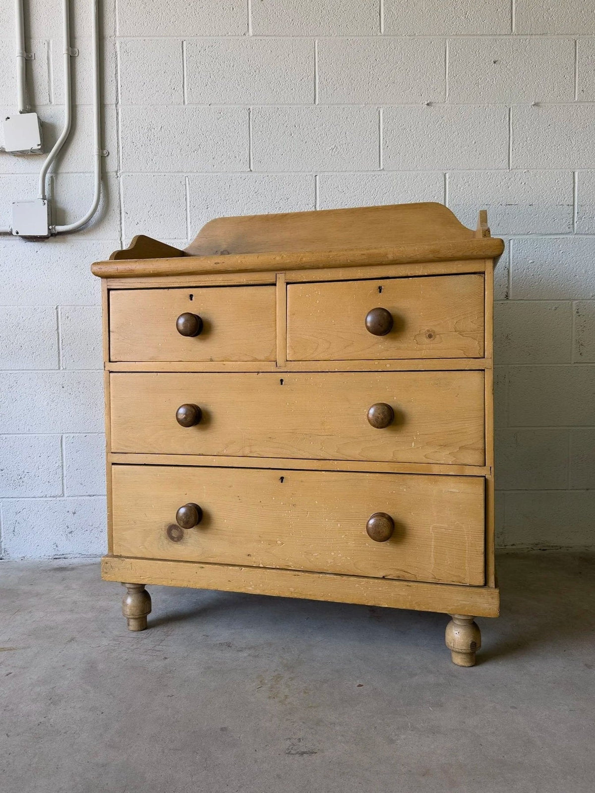 drawers - House on Horizon