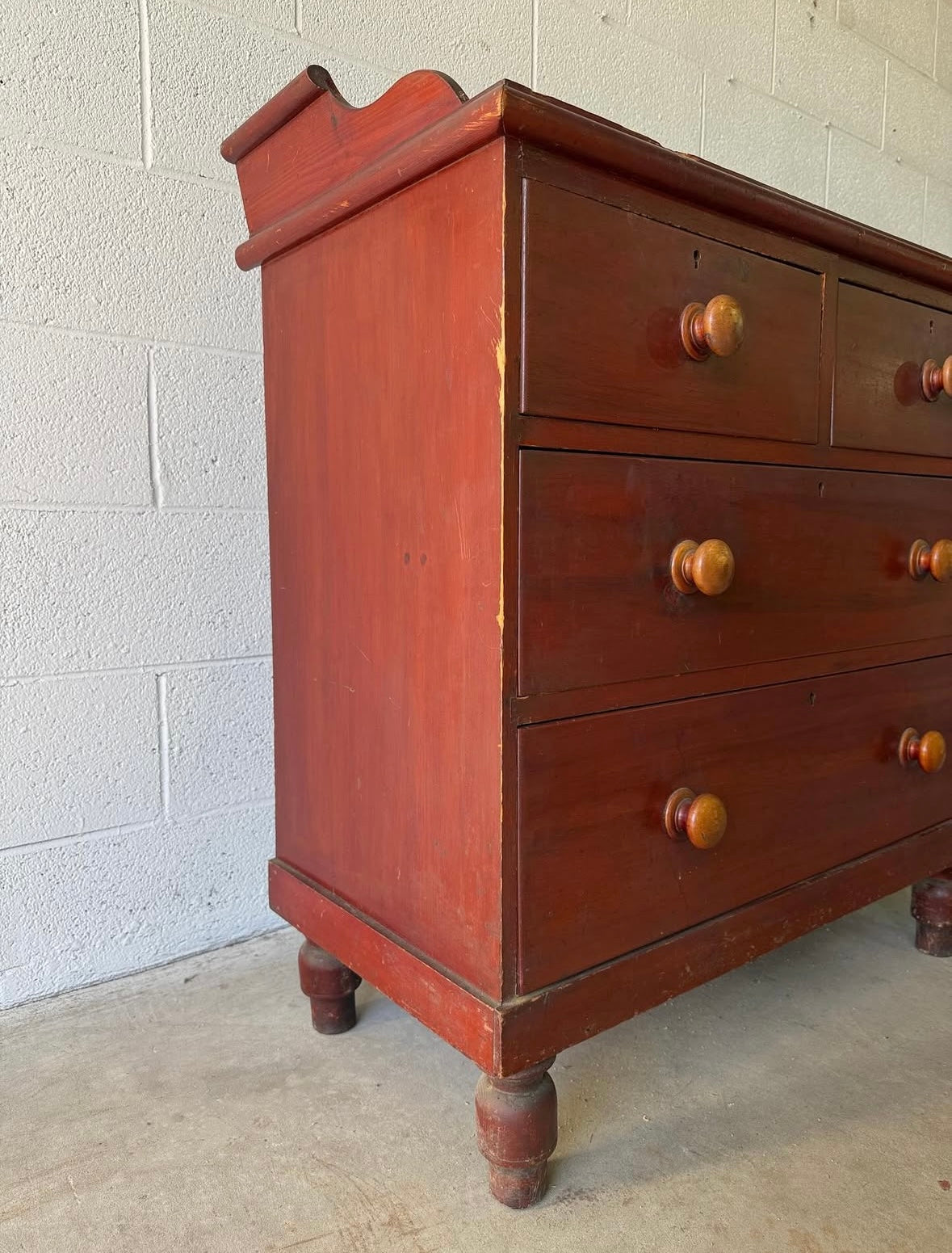 Antique pine chest of drawers with gallery back