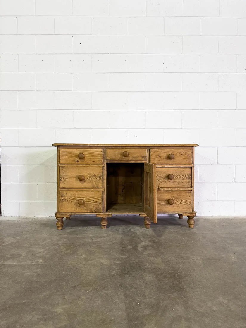 19th century English pine sideboard or buffet - House on Horizon