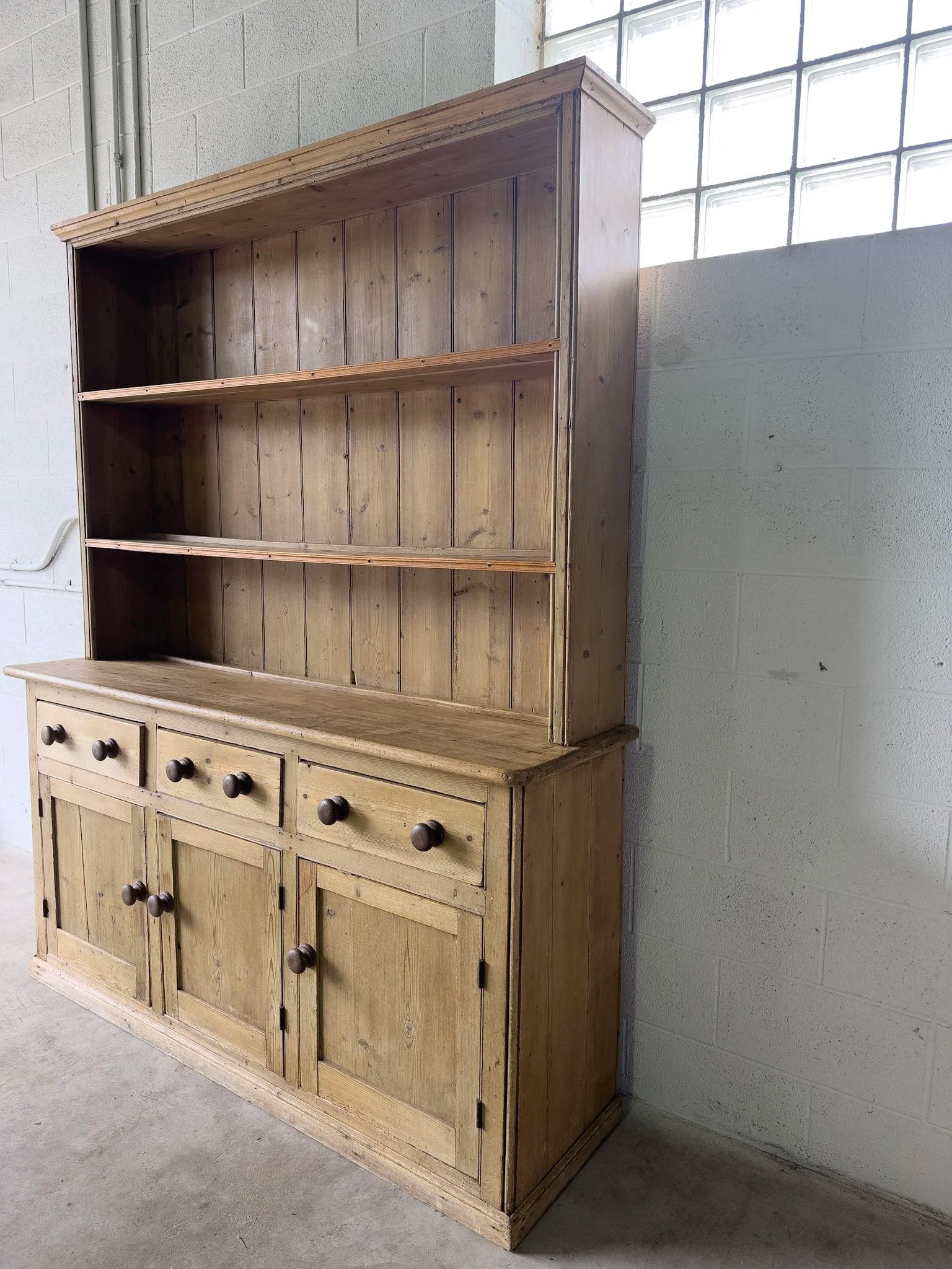 Antique pine hutch with cupboard space
