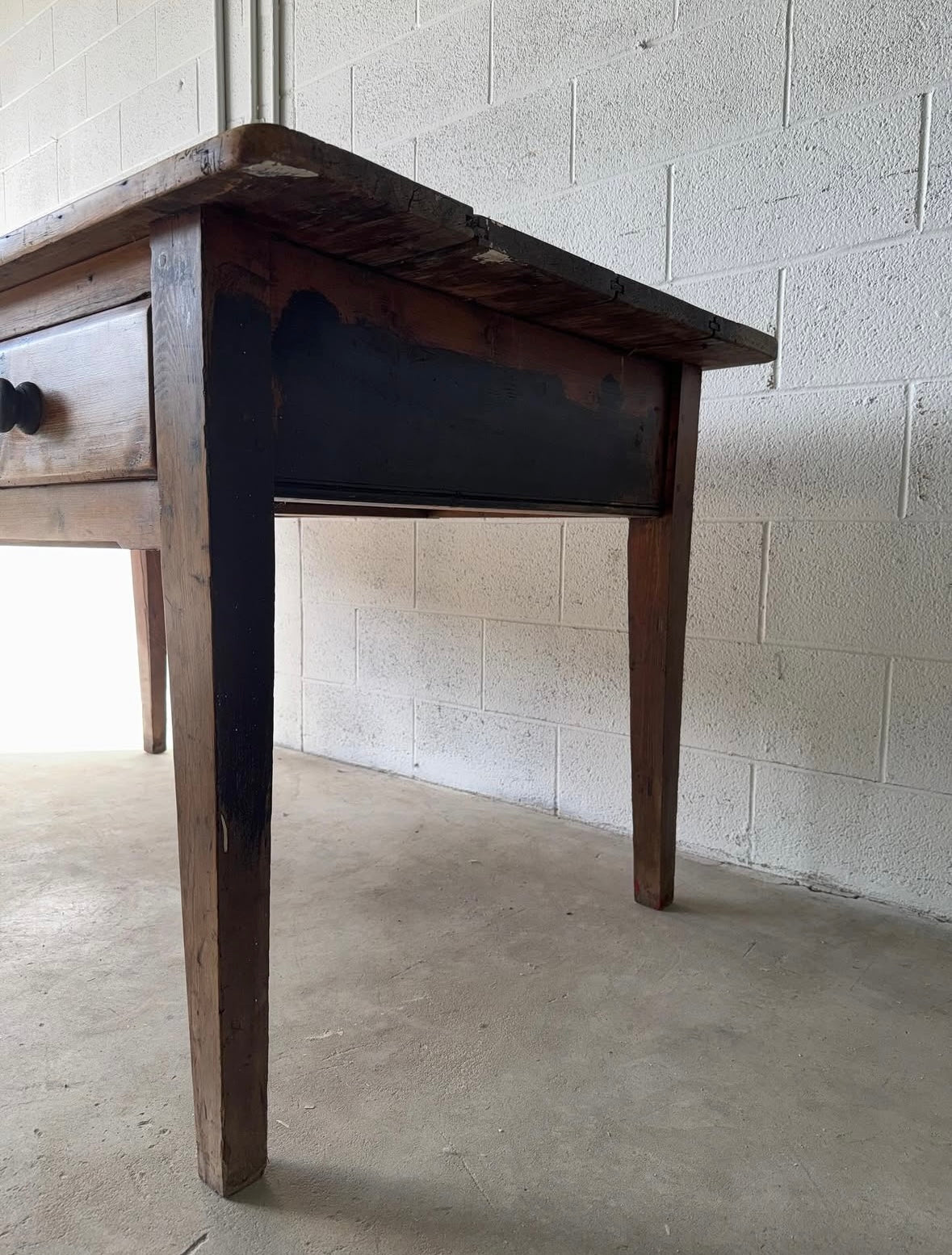 Antique English pine prep table