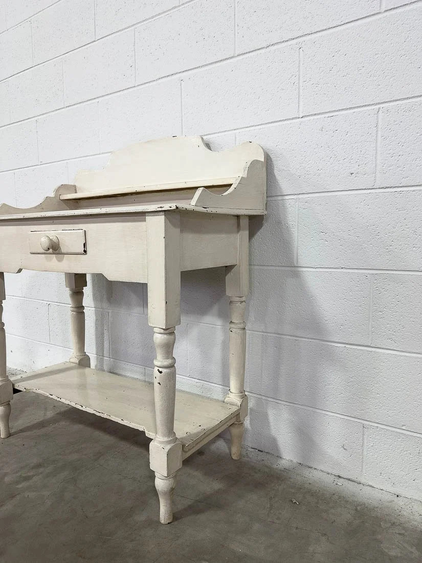 Painted English washstand