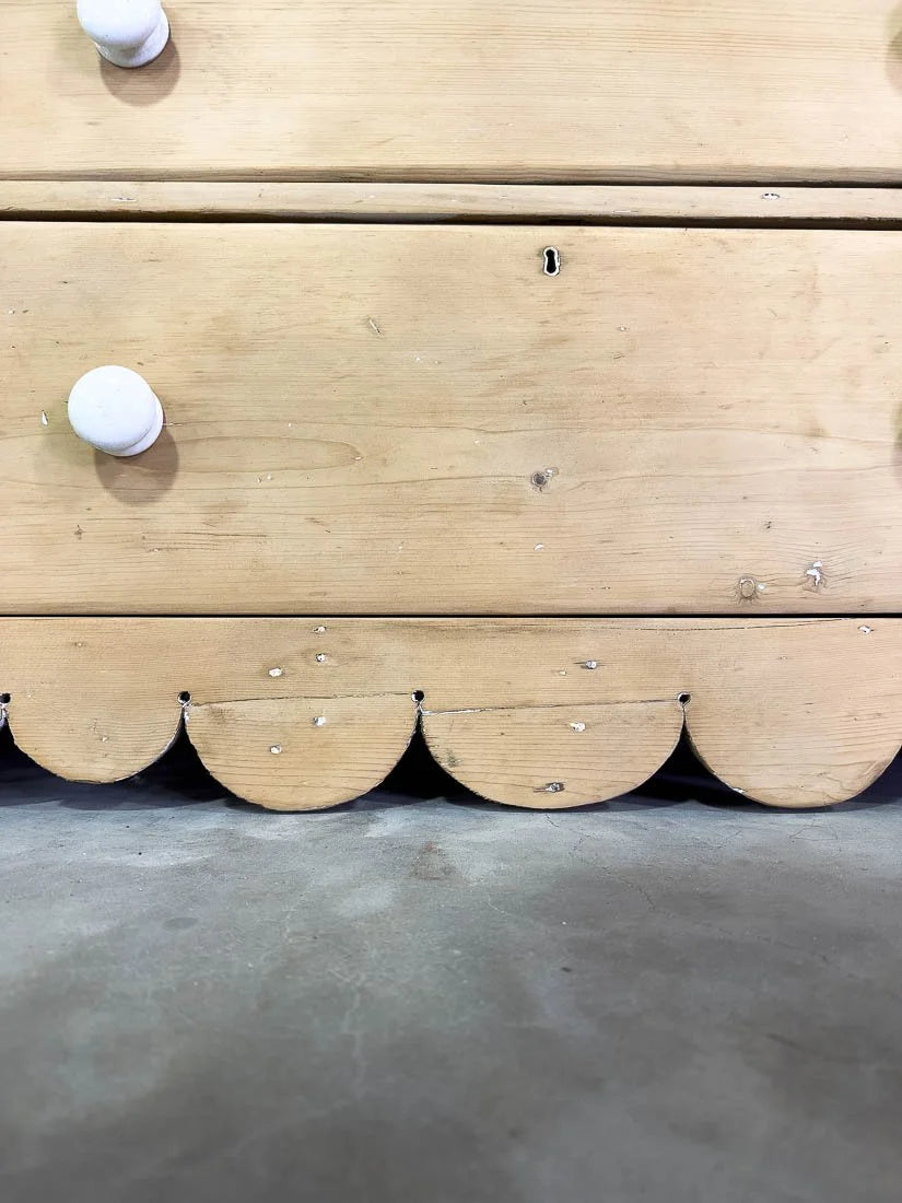 Scalloped English pine hutch