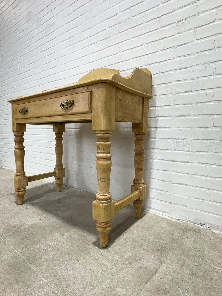 Victorian pine washstand