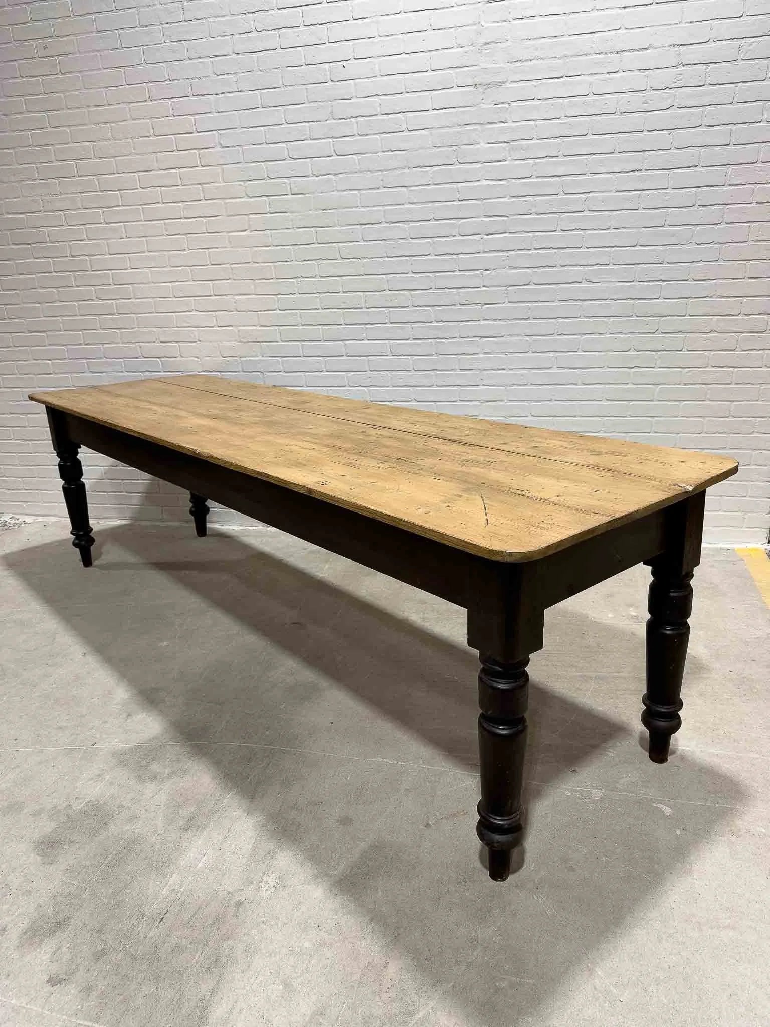 Large antique countryhouse table
