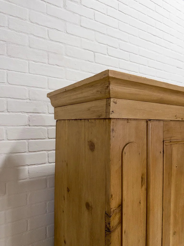 Victorian pine wardrobe with a drawer