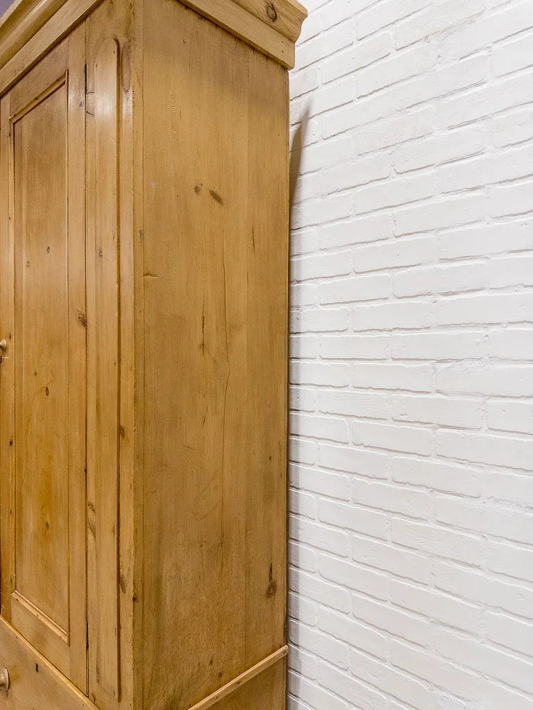 Victorian pine wardrobe with a drawer