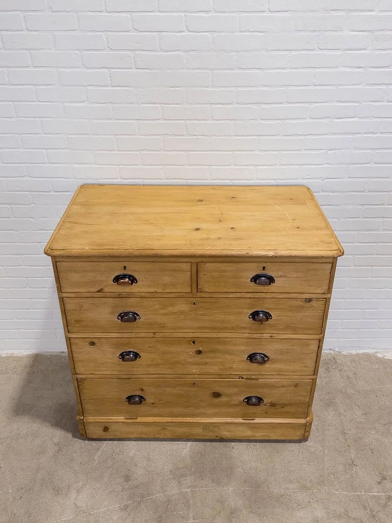 Victorian pine drawers with pull handles