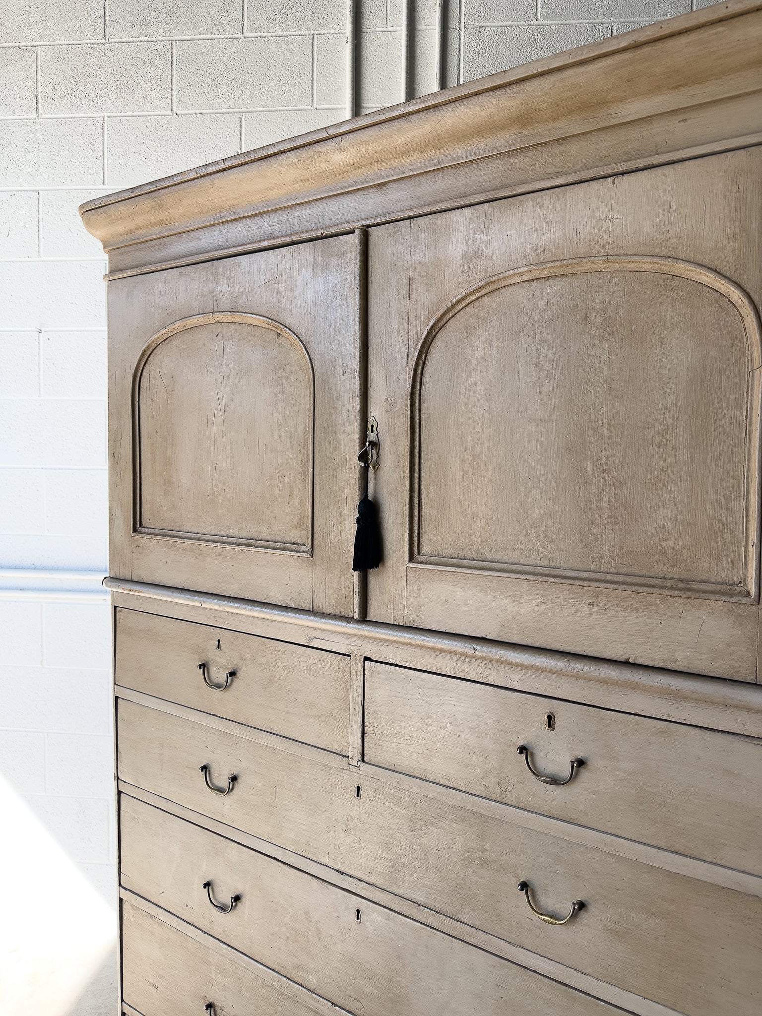 Georgian antique pine cupboard with 6 drawers