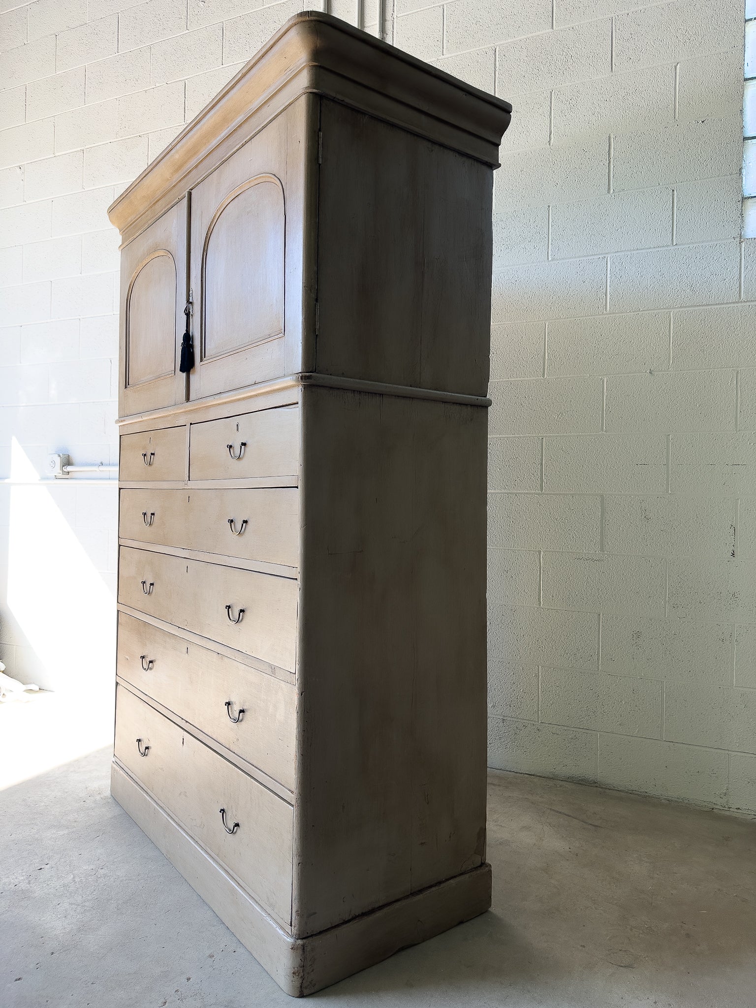 Georgian antique pine cupboard with 6 drawers