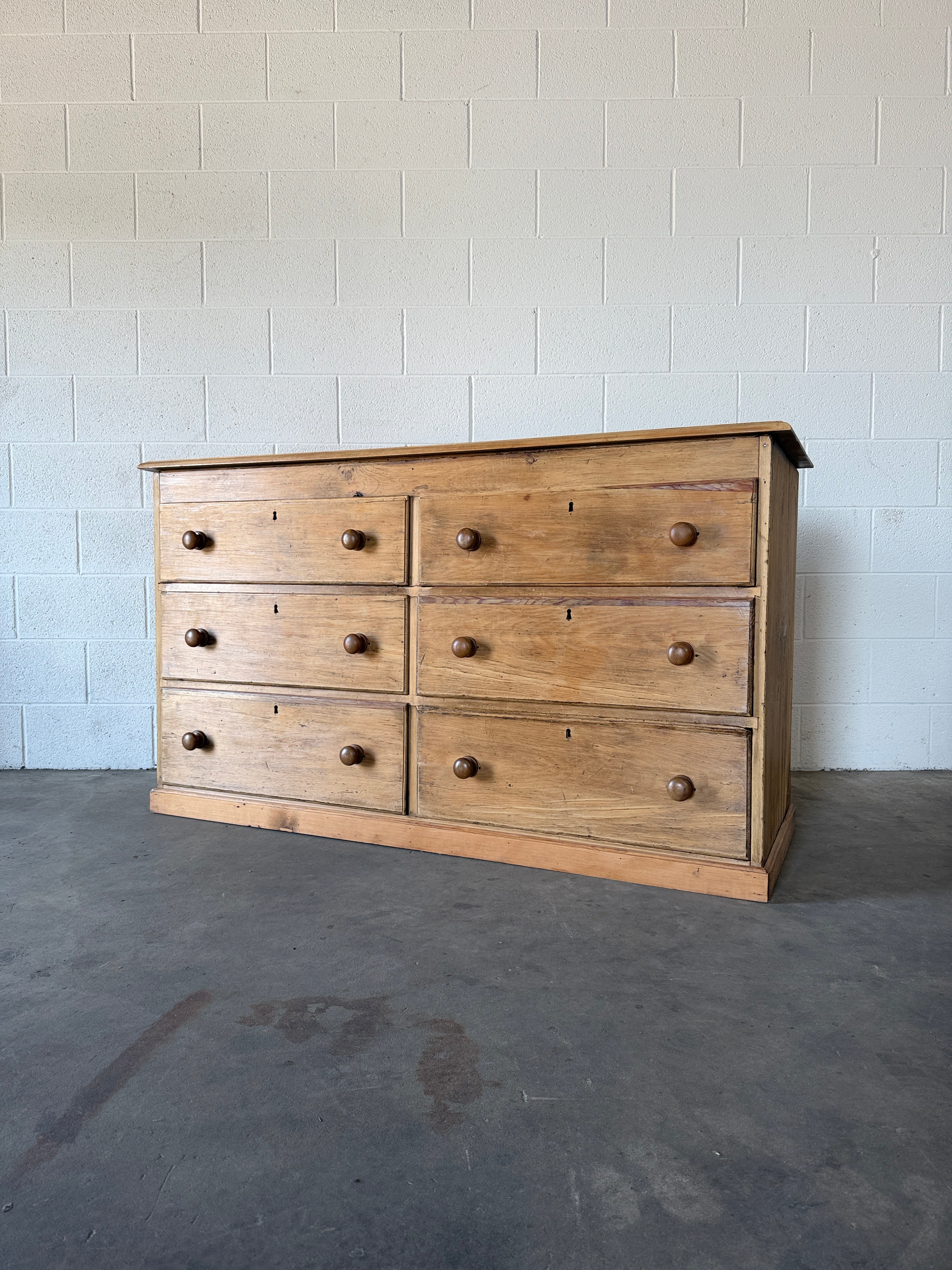 Chest of 6 English pine drawers