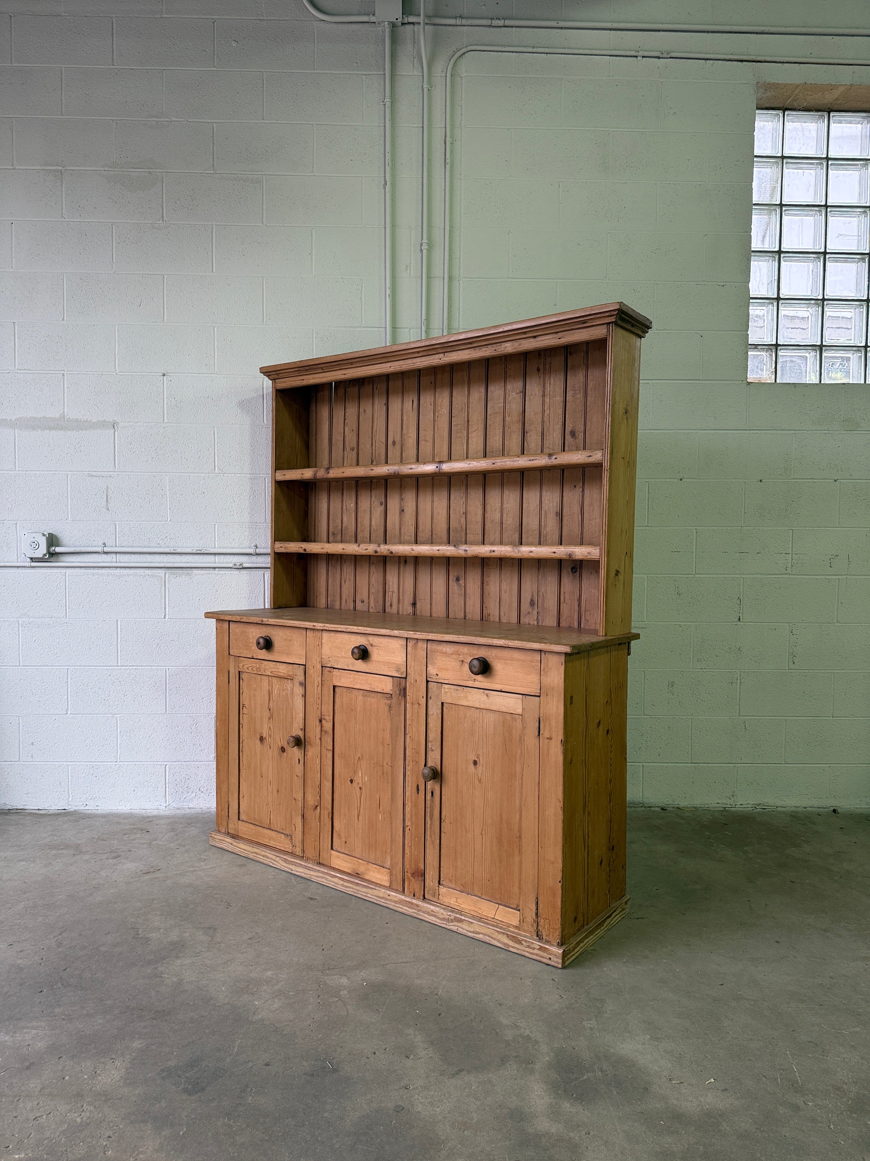 Petite antique pine hutch