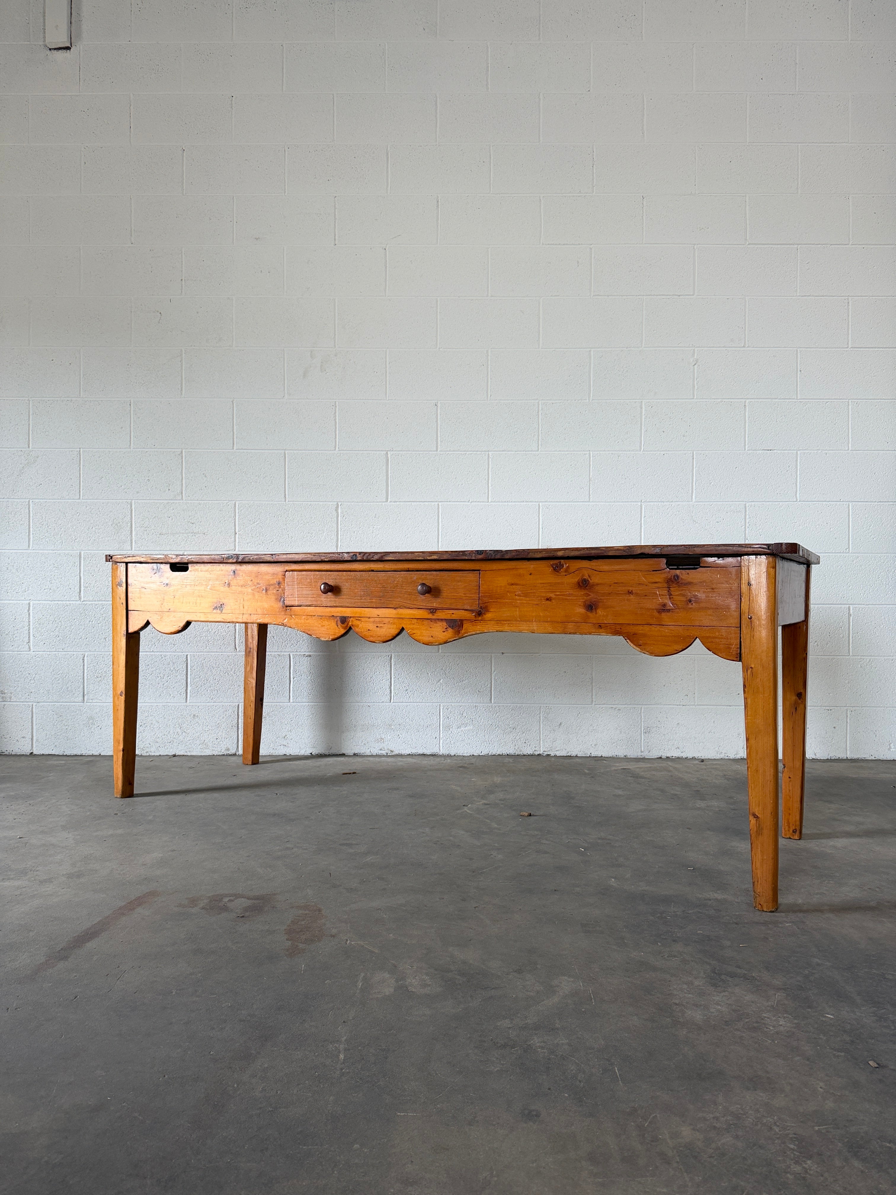 Vintage Pine Dining Table with Scallop