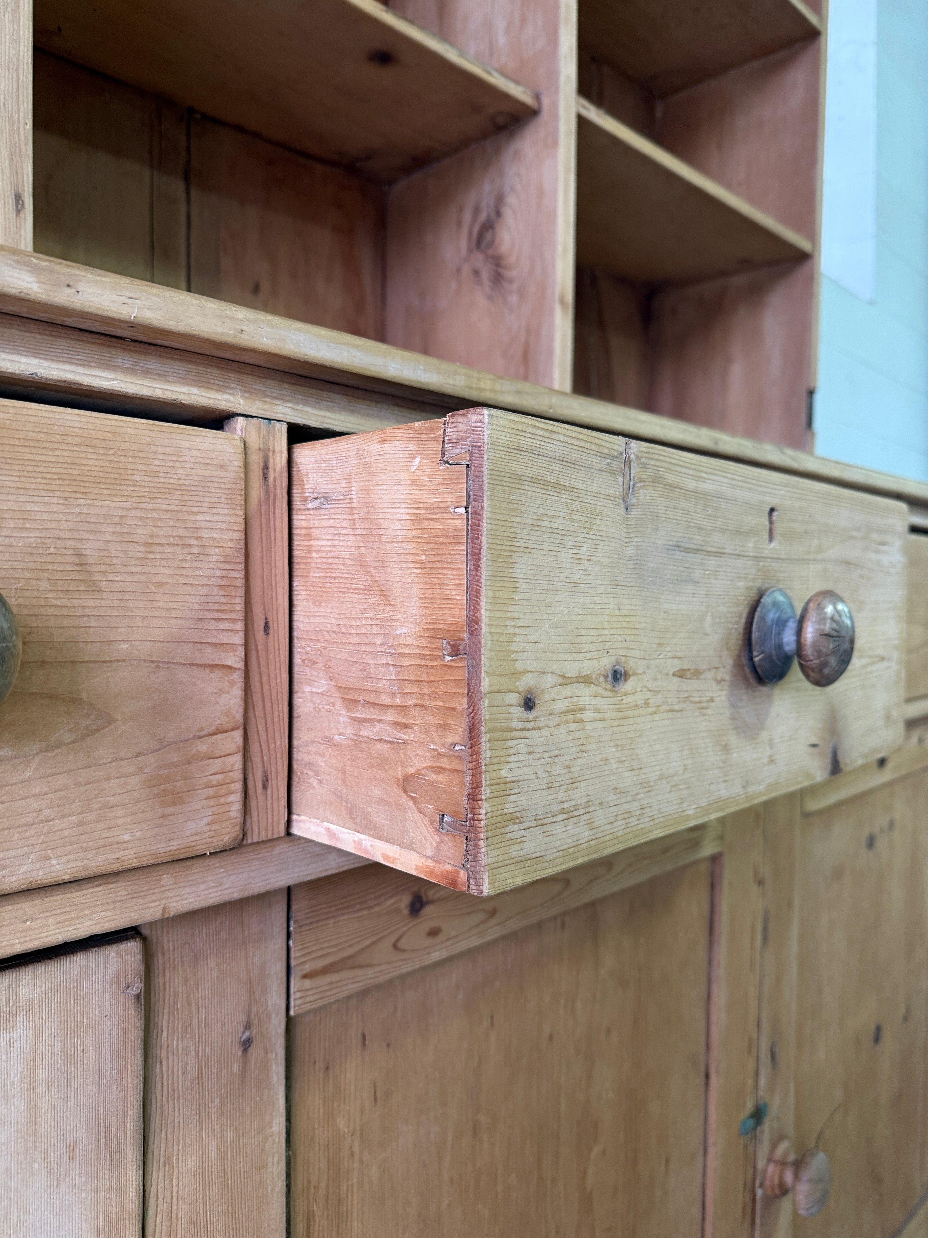 Victorian pine English cupboard with open shelving