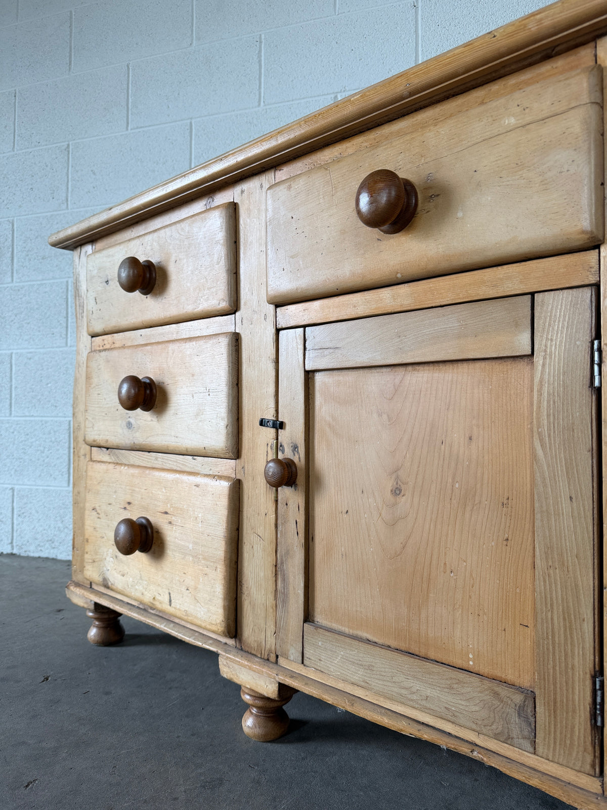 Classic English Pine Sideboard with Central Cupboard