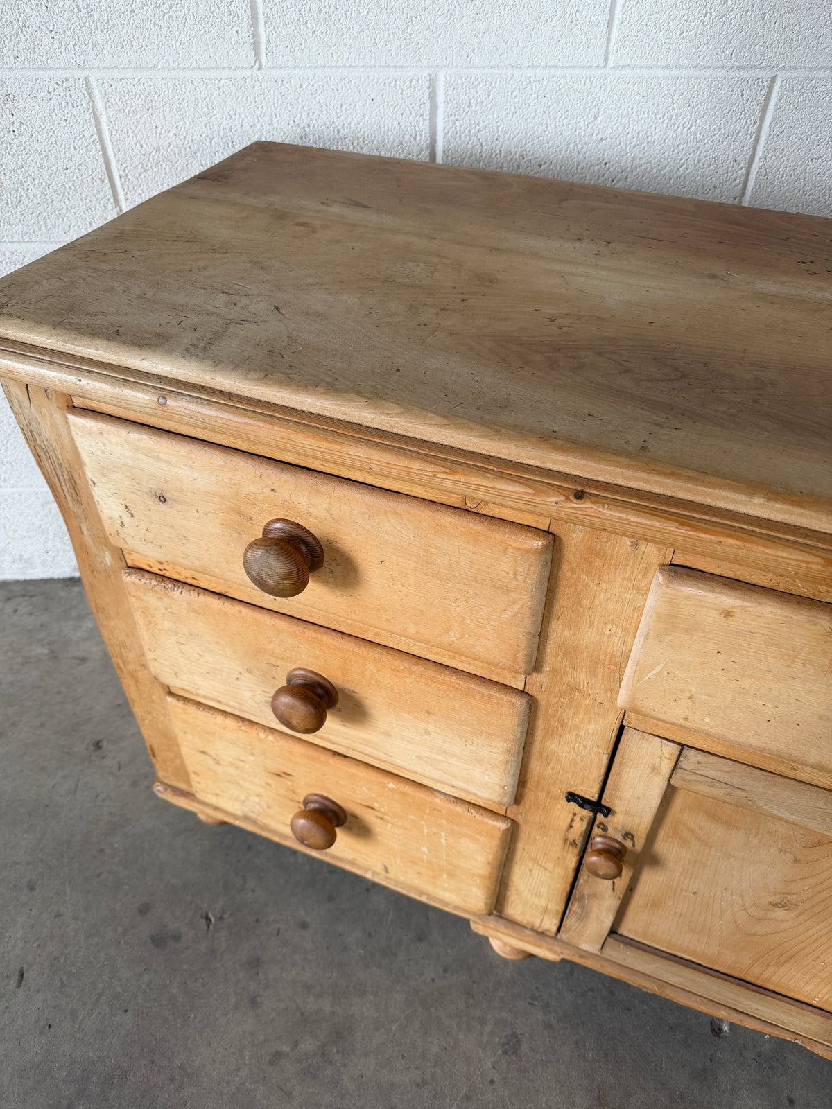 Classic English Pine Sideboard with Central Cupboard