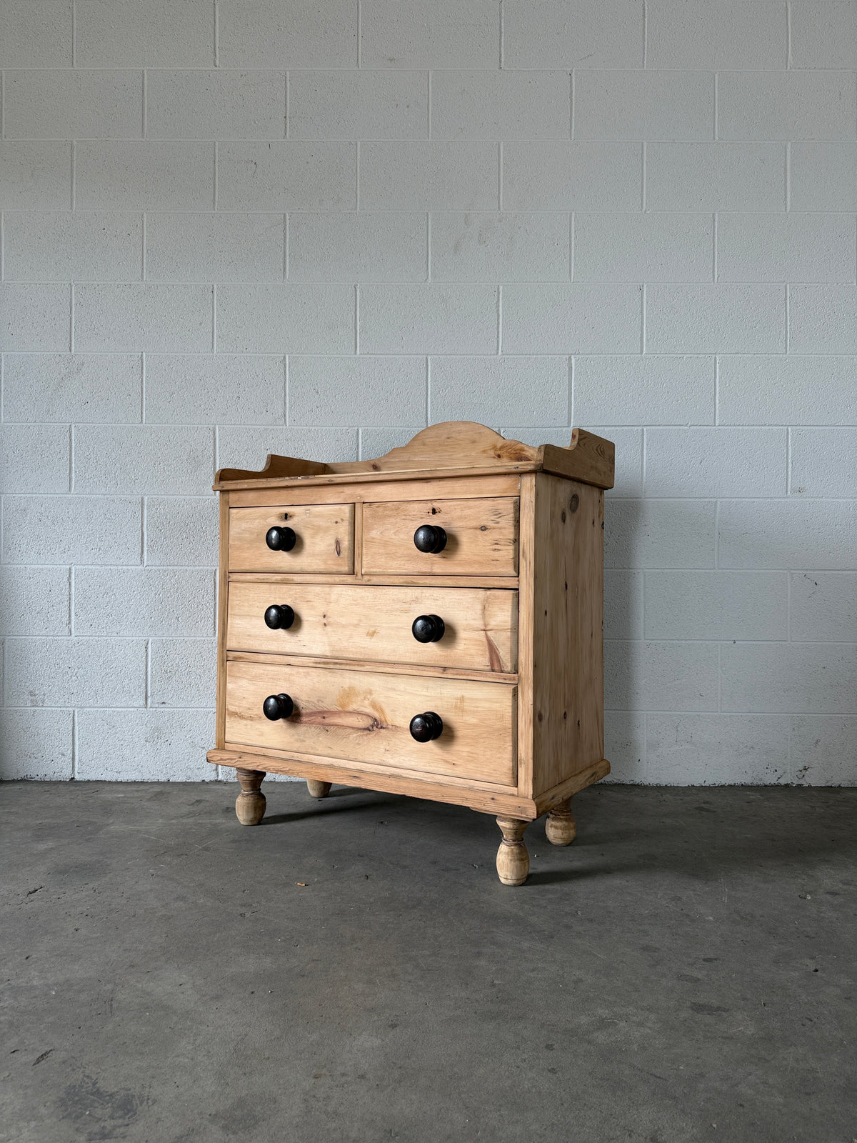 Petite blonde chest of drawers with key