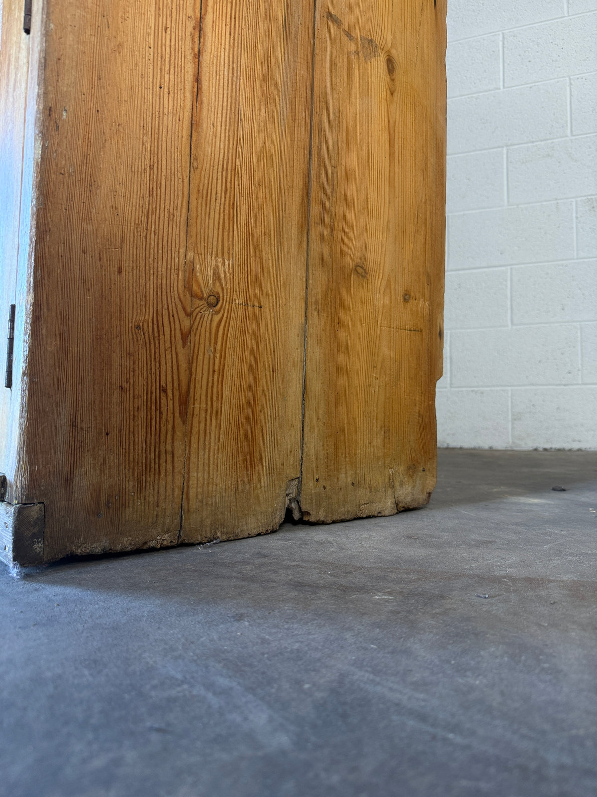 Large dog kennel antique pine kitchen dresser