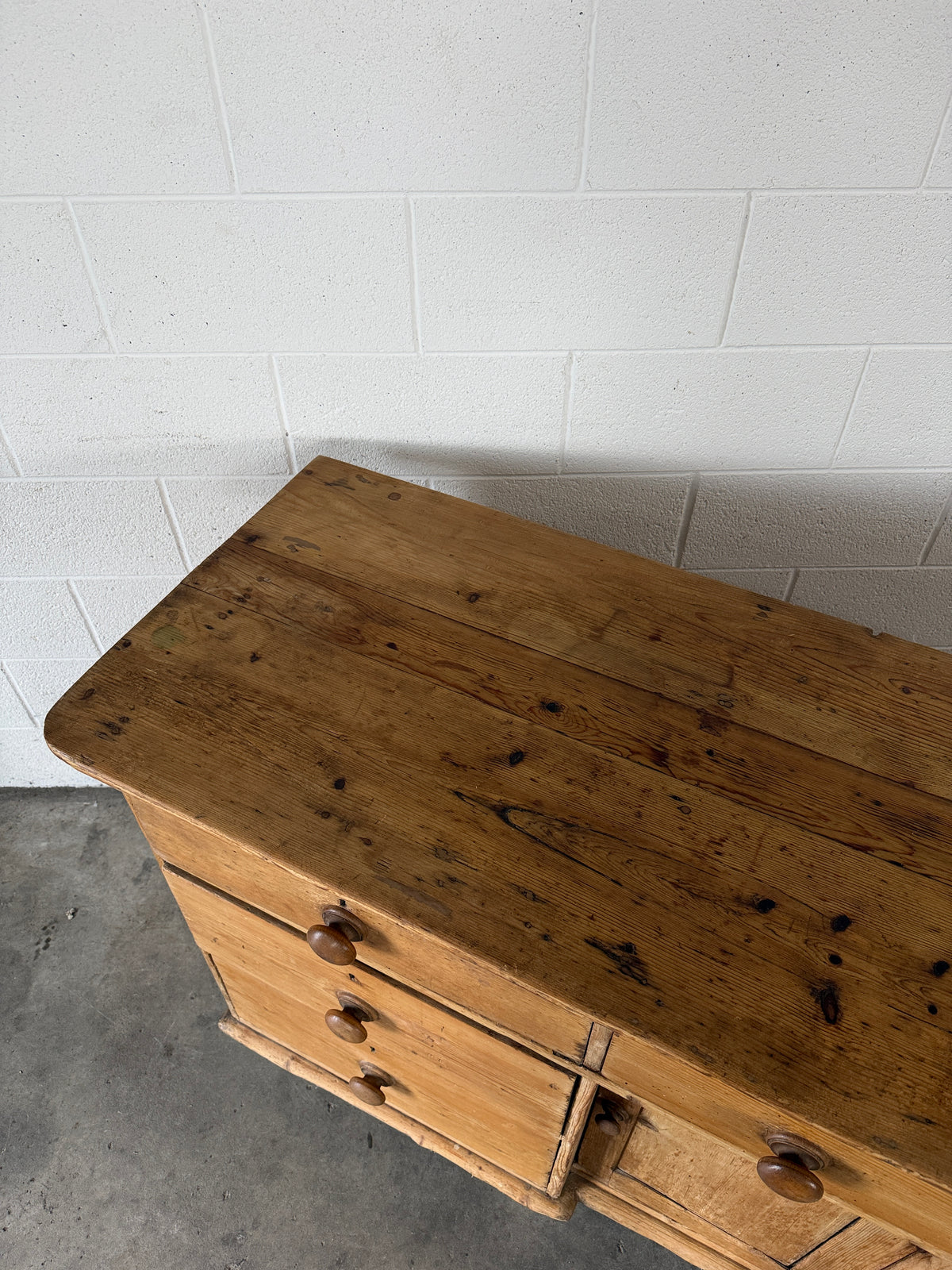 Antique pine sideboard with 7 drawers