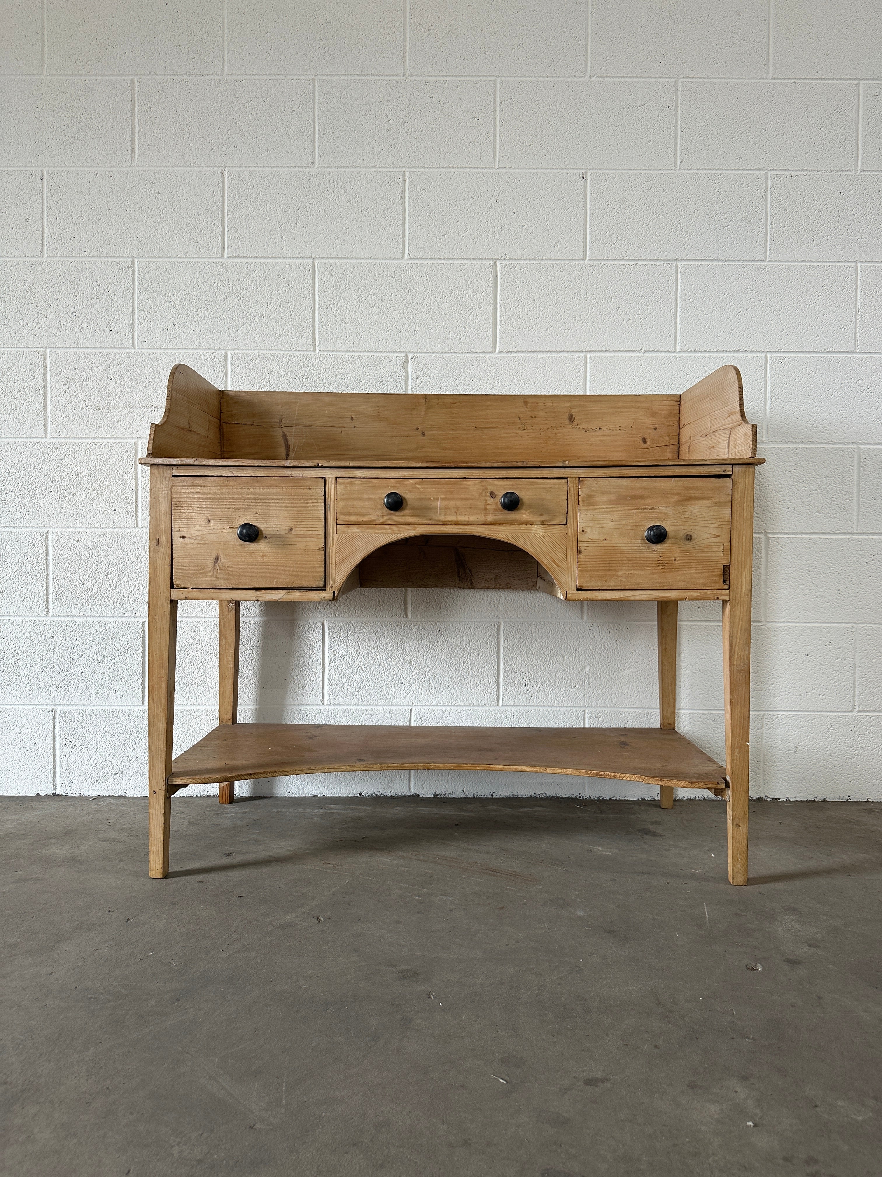 Washstand with Drawers