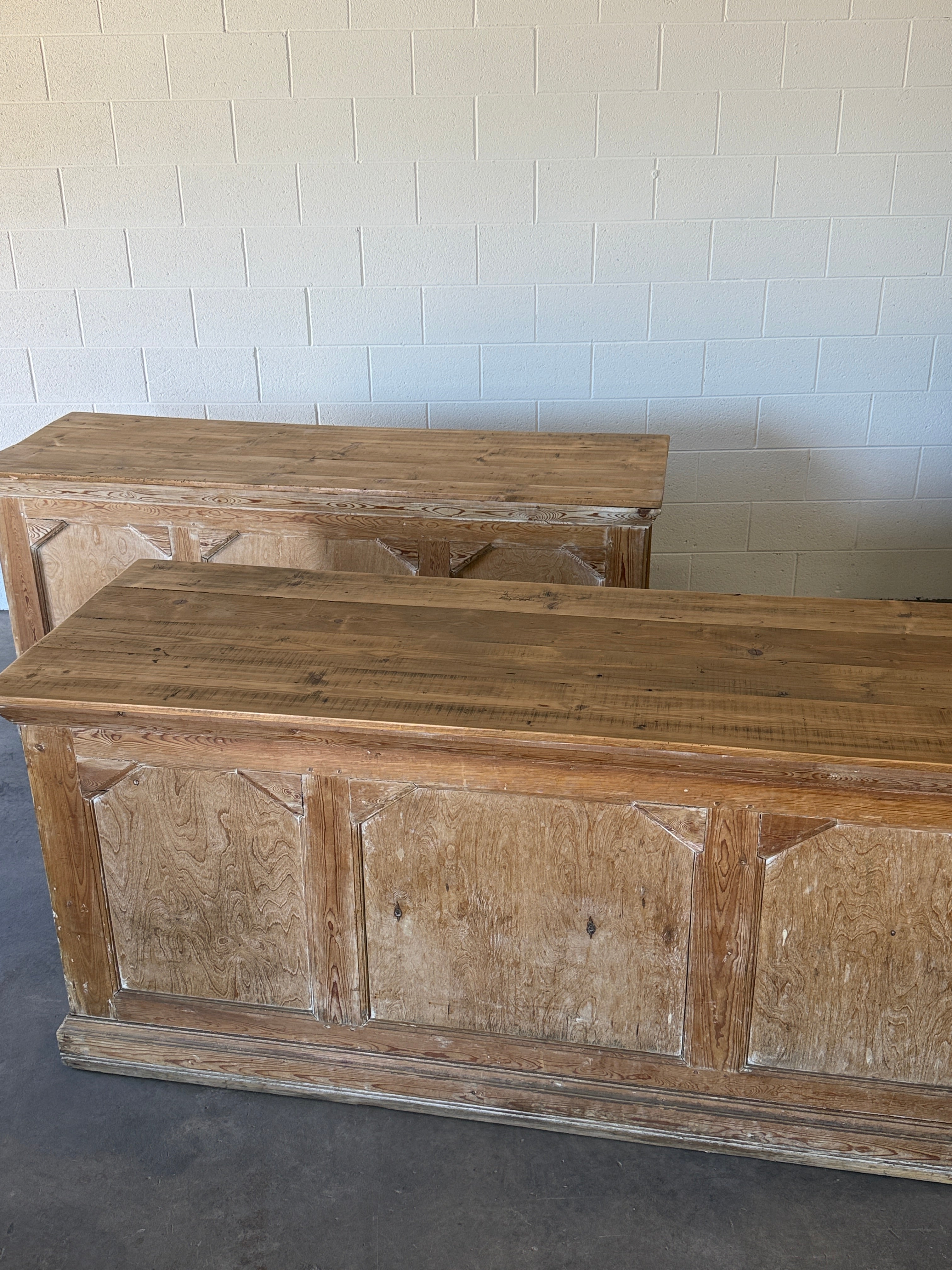Pair of French counters