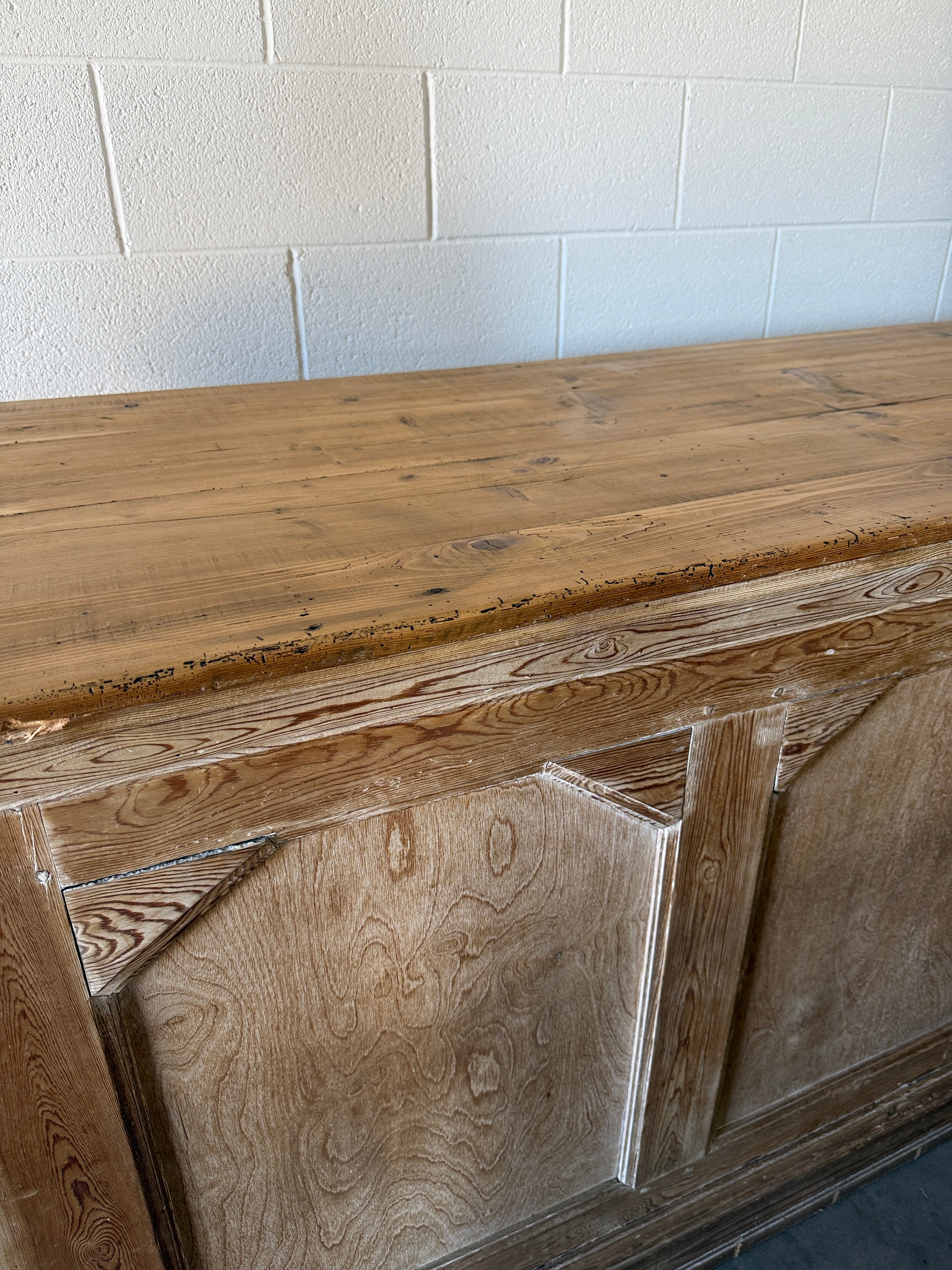 Pair of French counters