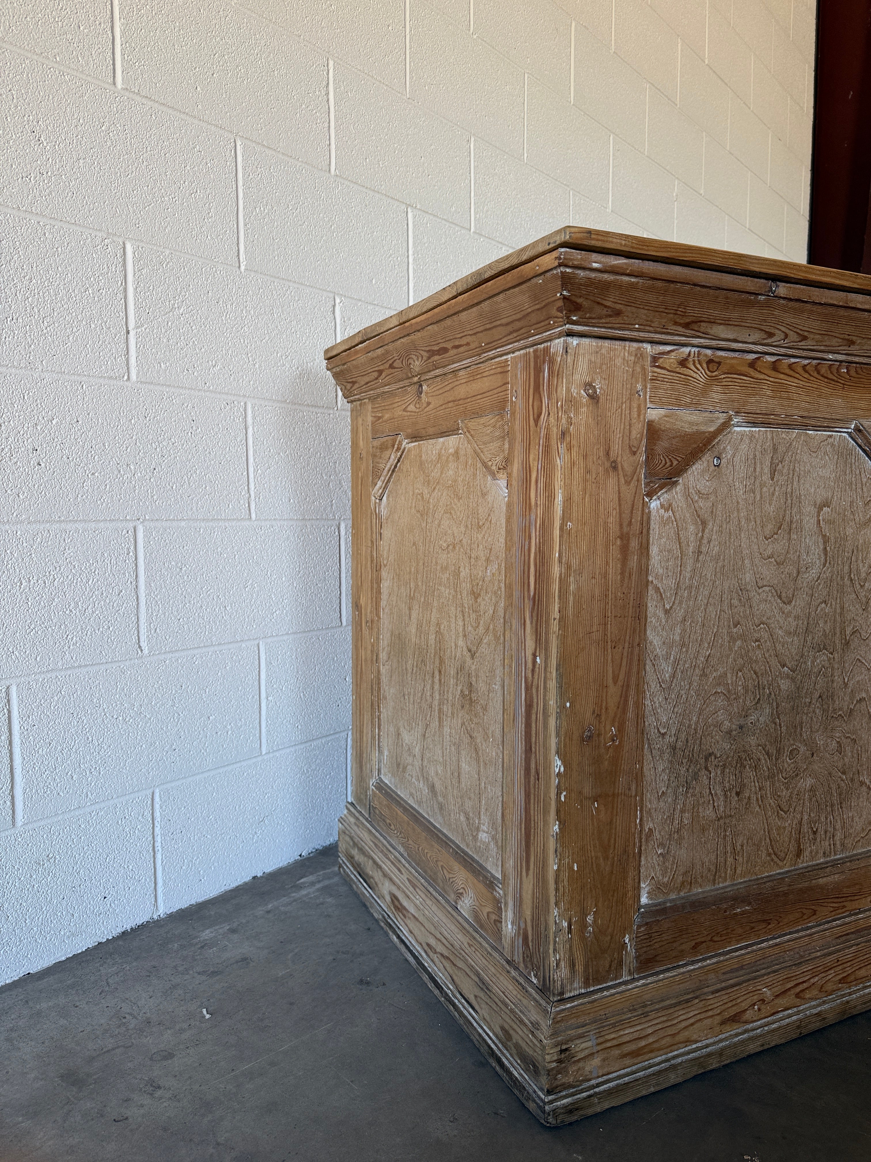 Pair of French counters