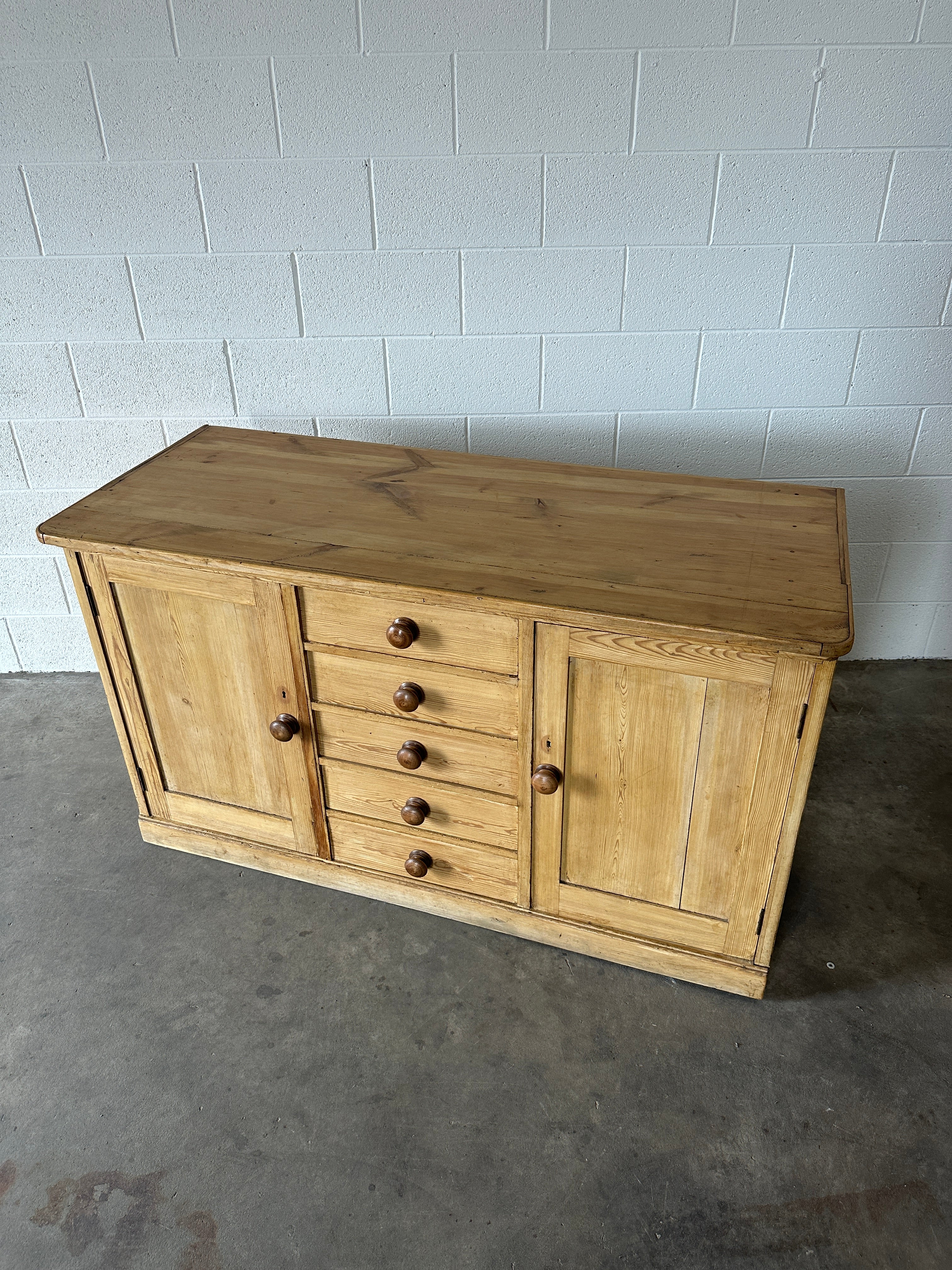 Antique Pineboard with Central Drawers