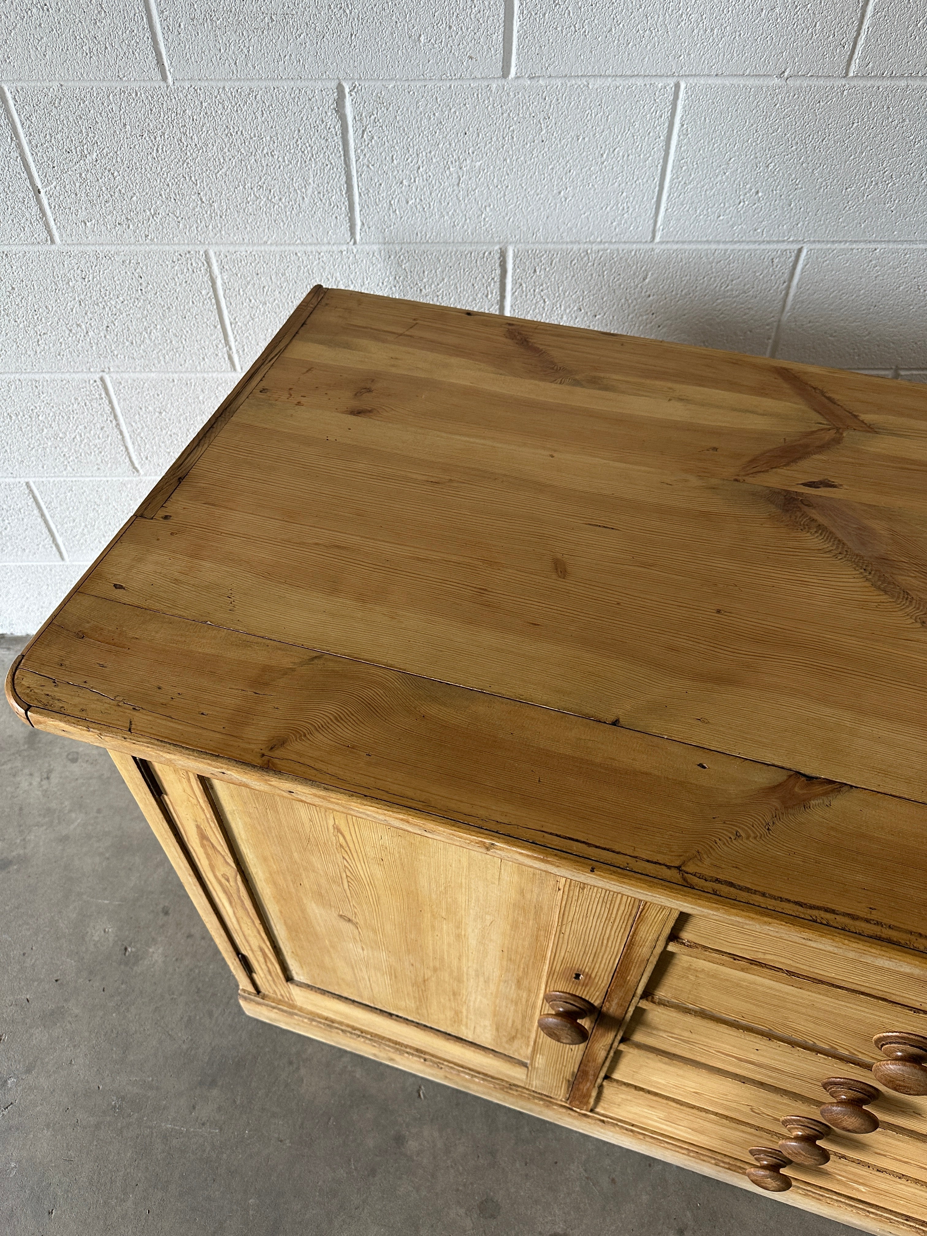 Antique Pineboard with Central Drawers