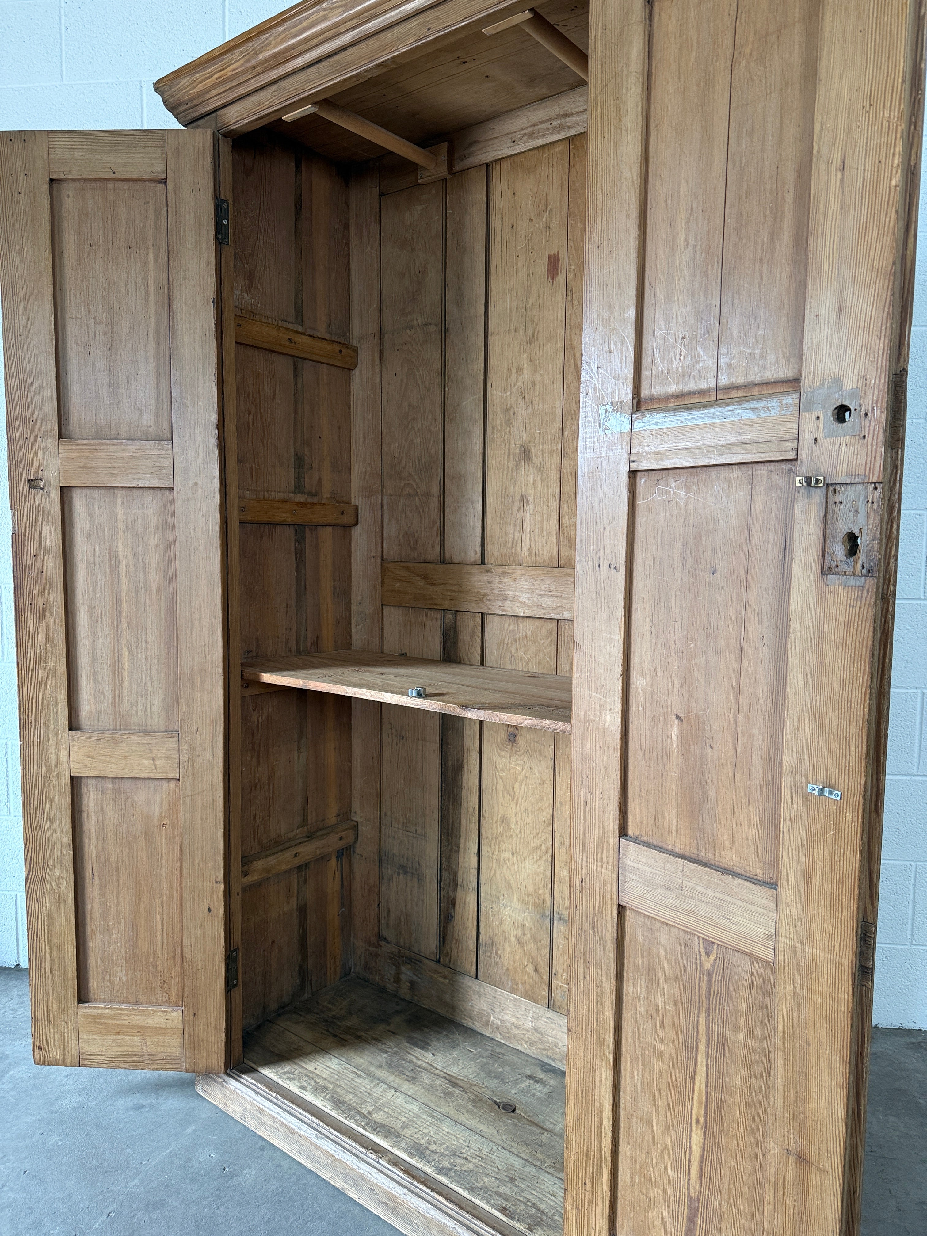 Late Victorian English pine wardrobe