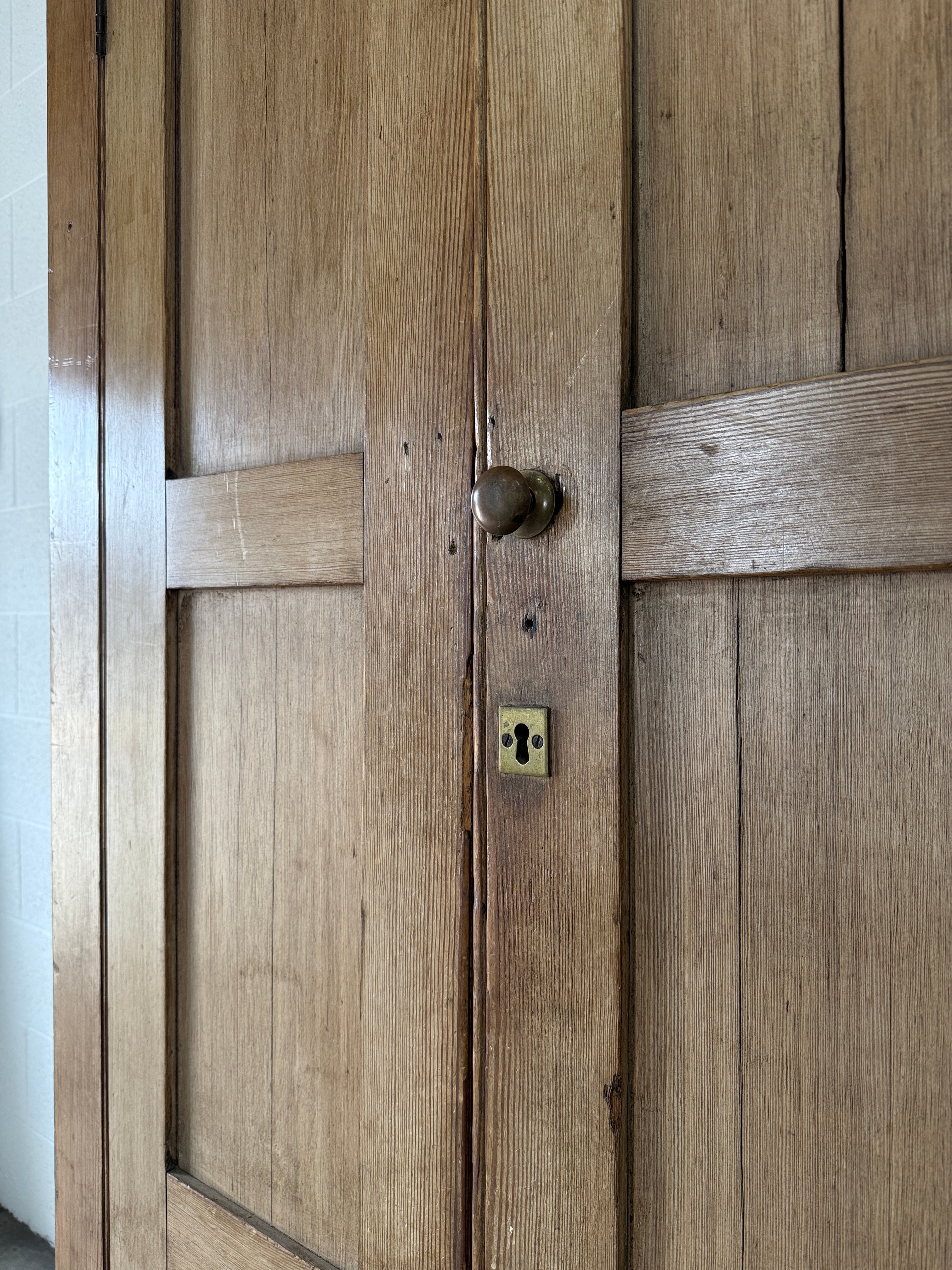 Late Victorian English pine wardrobe