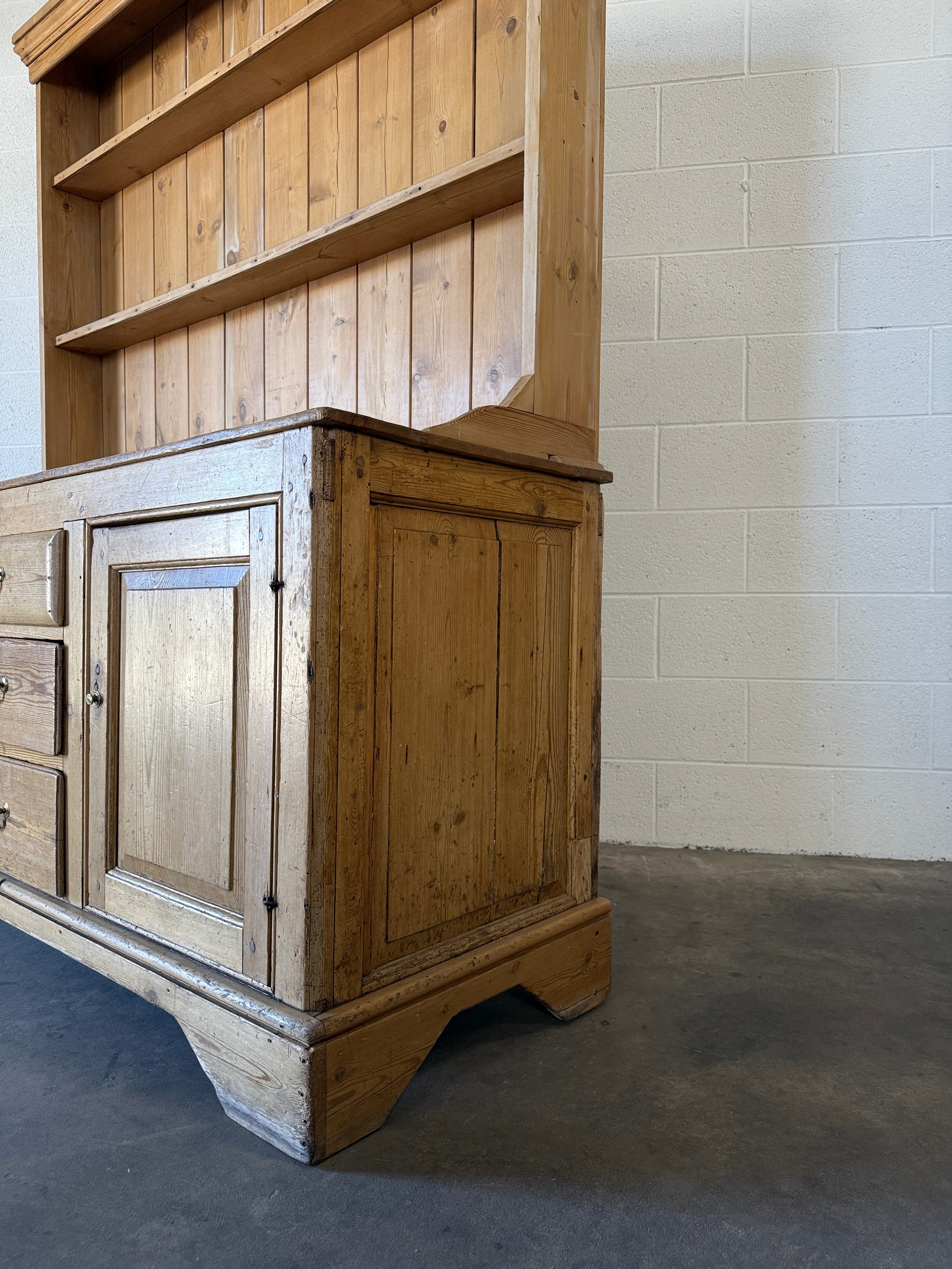 Early 19th‑Century and later English pine kitchen dresser