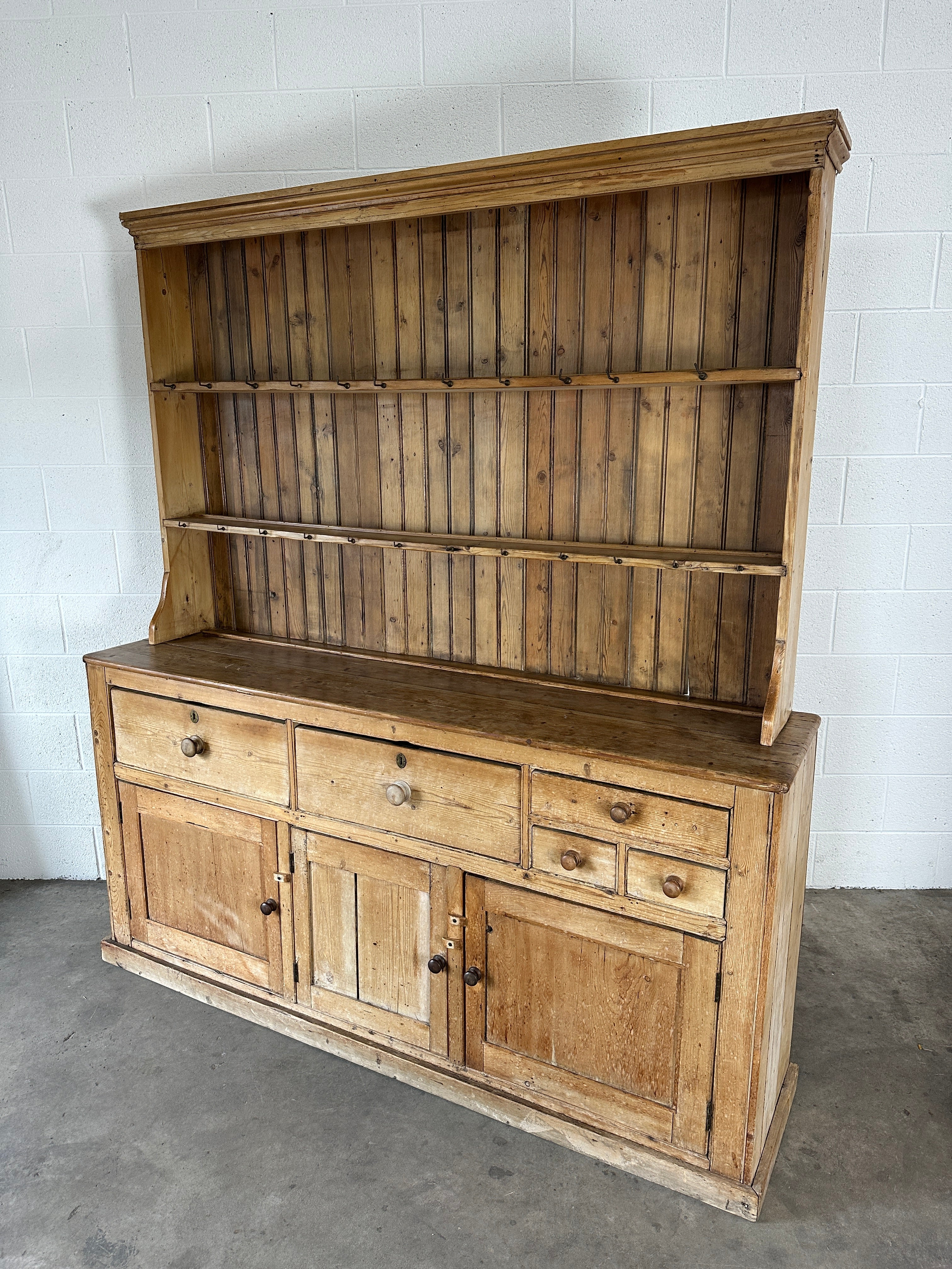 Country house kitchen dresser
