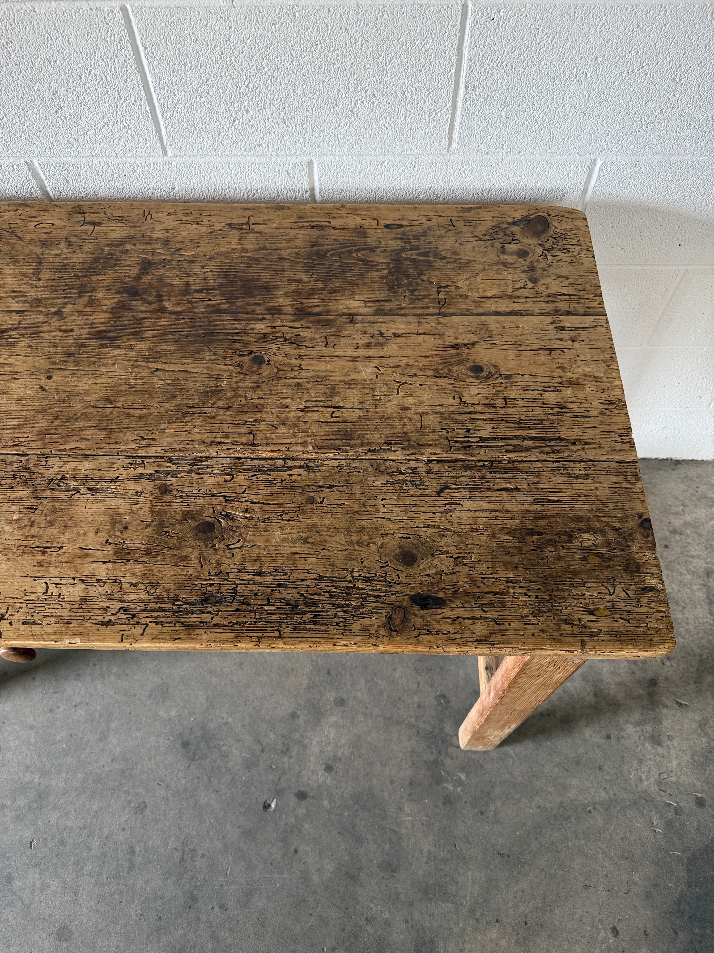 Irish pine prep table with double stretcher