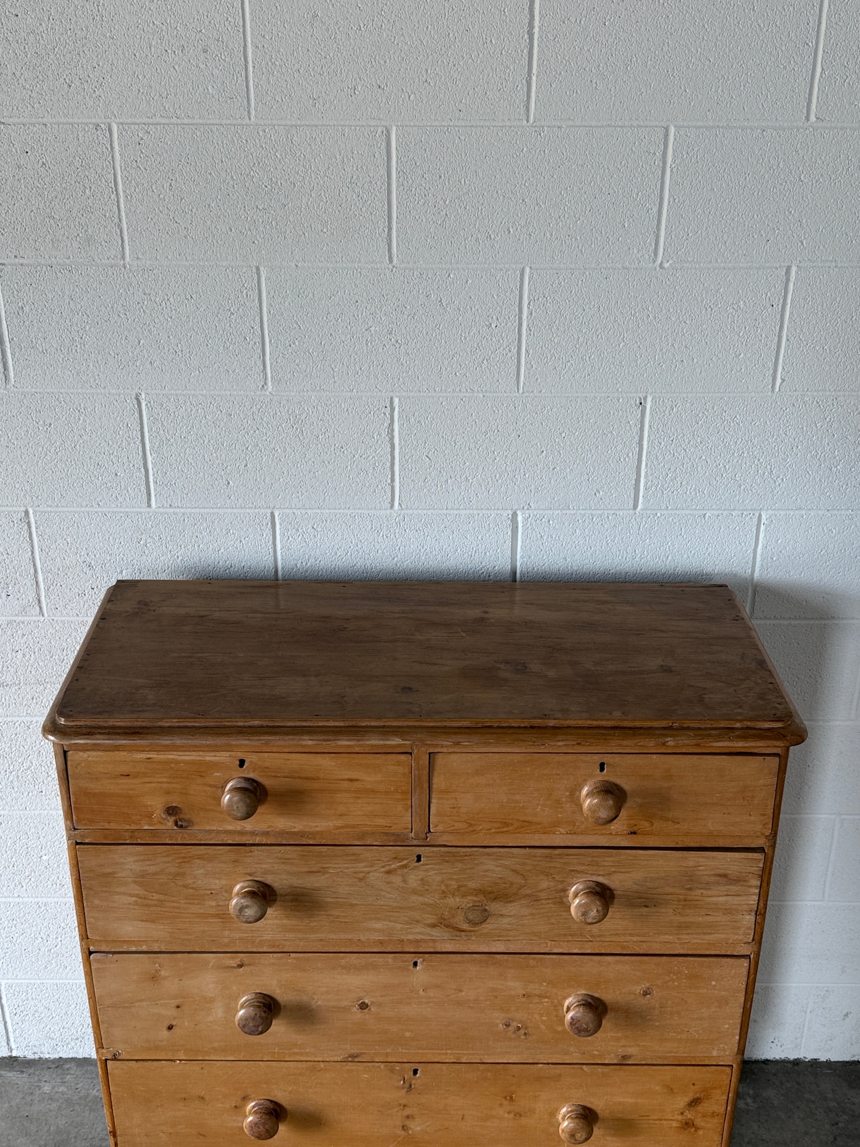 Victorian Pine Chest of Drawers on Turned Feet