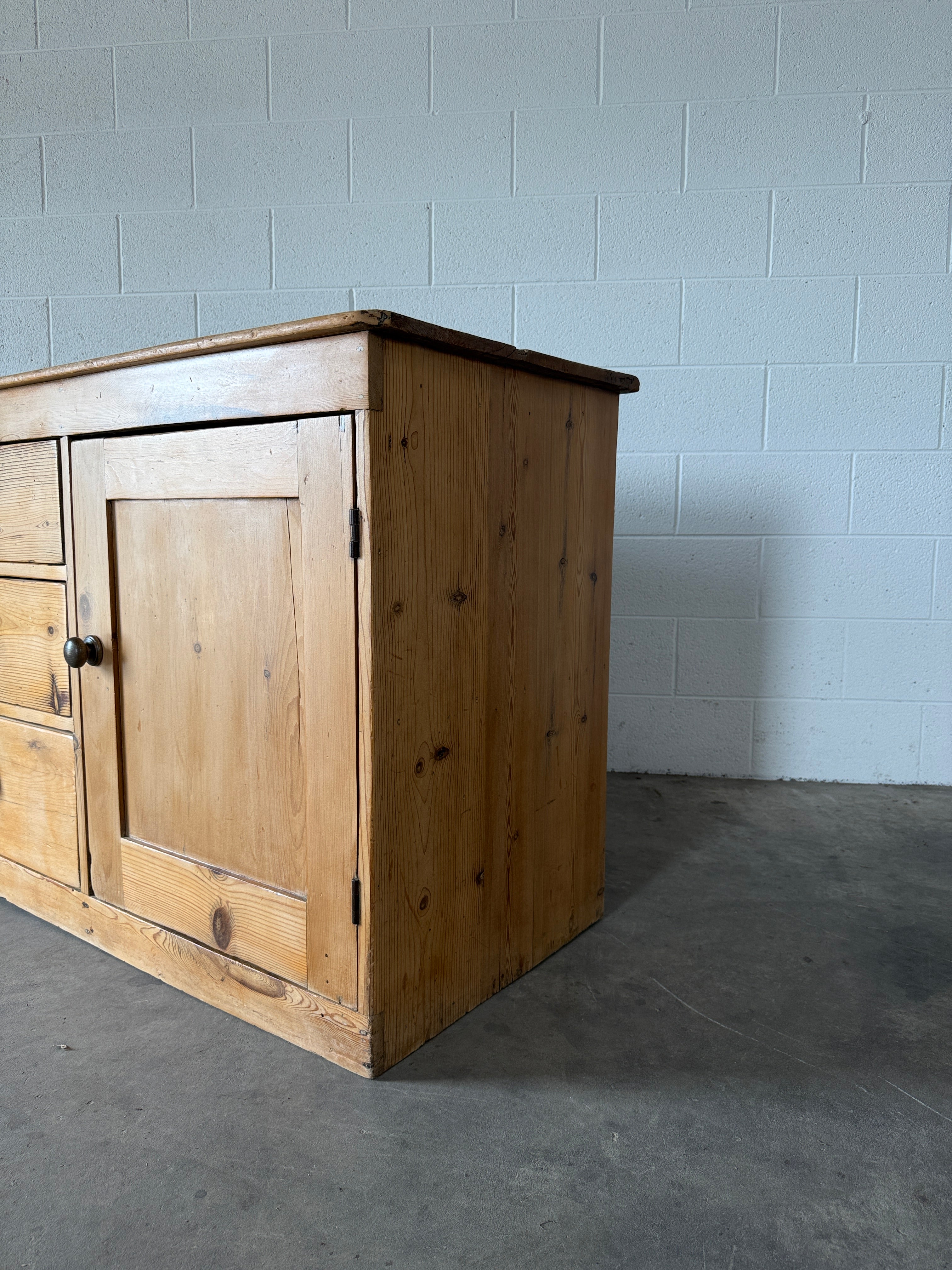 Simple Two Plank Top English Antique Pine Sideboard