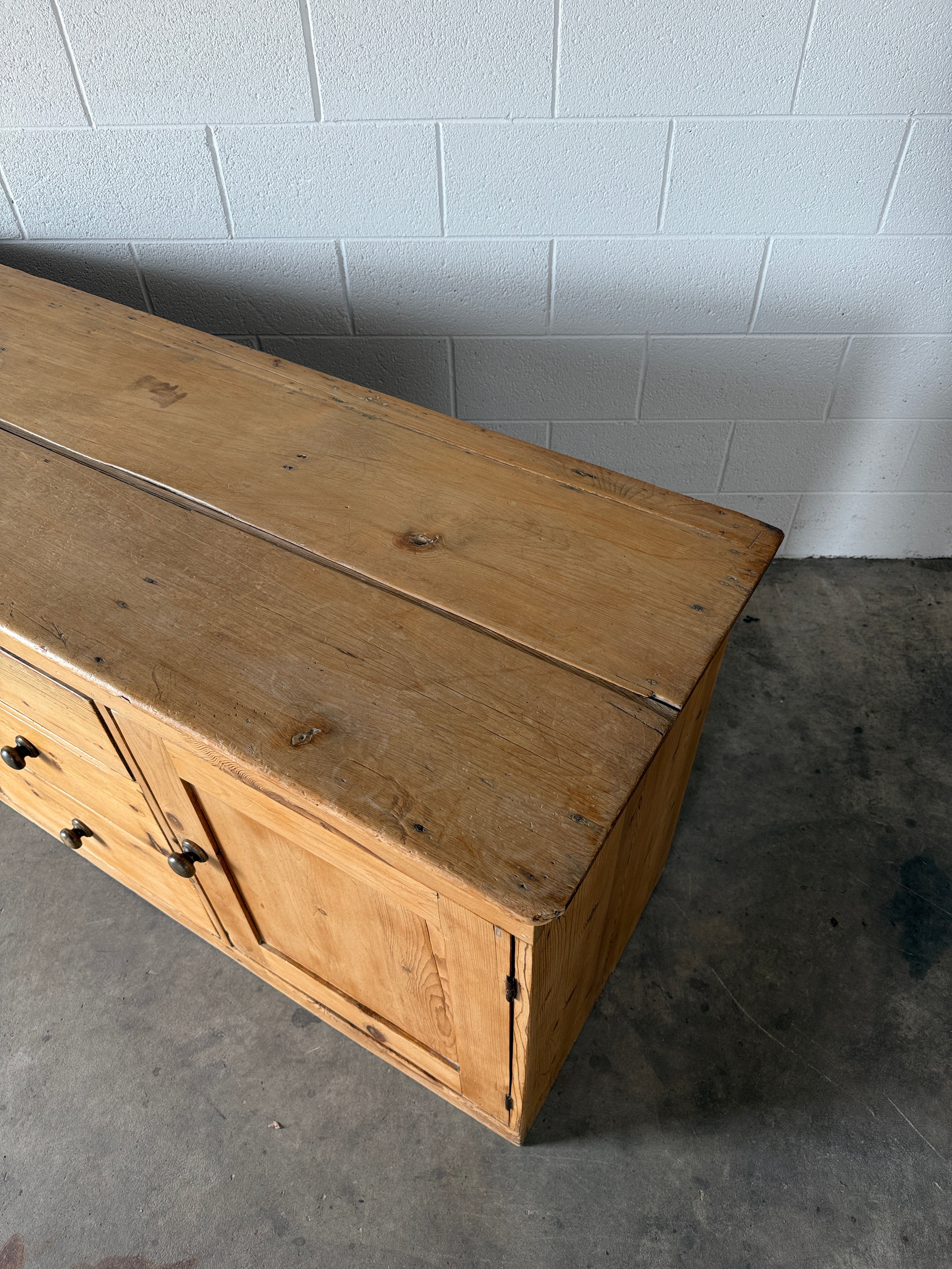Simple Two Plank Top English Antique Pine Sideboard