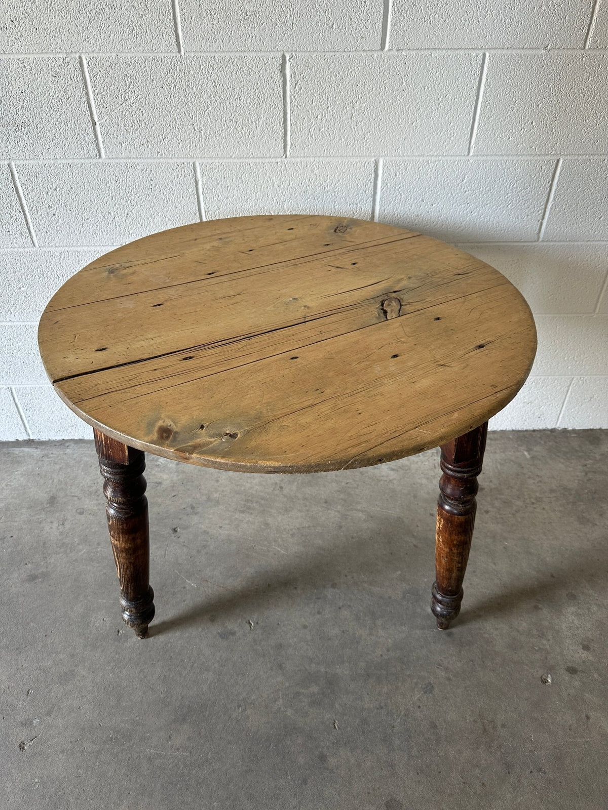 Antique English cricket table - House on Horizon