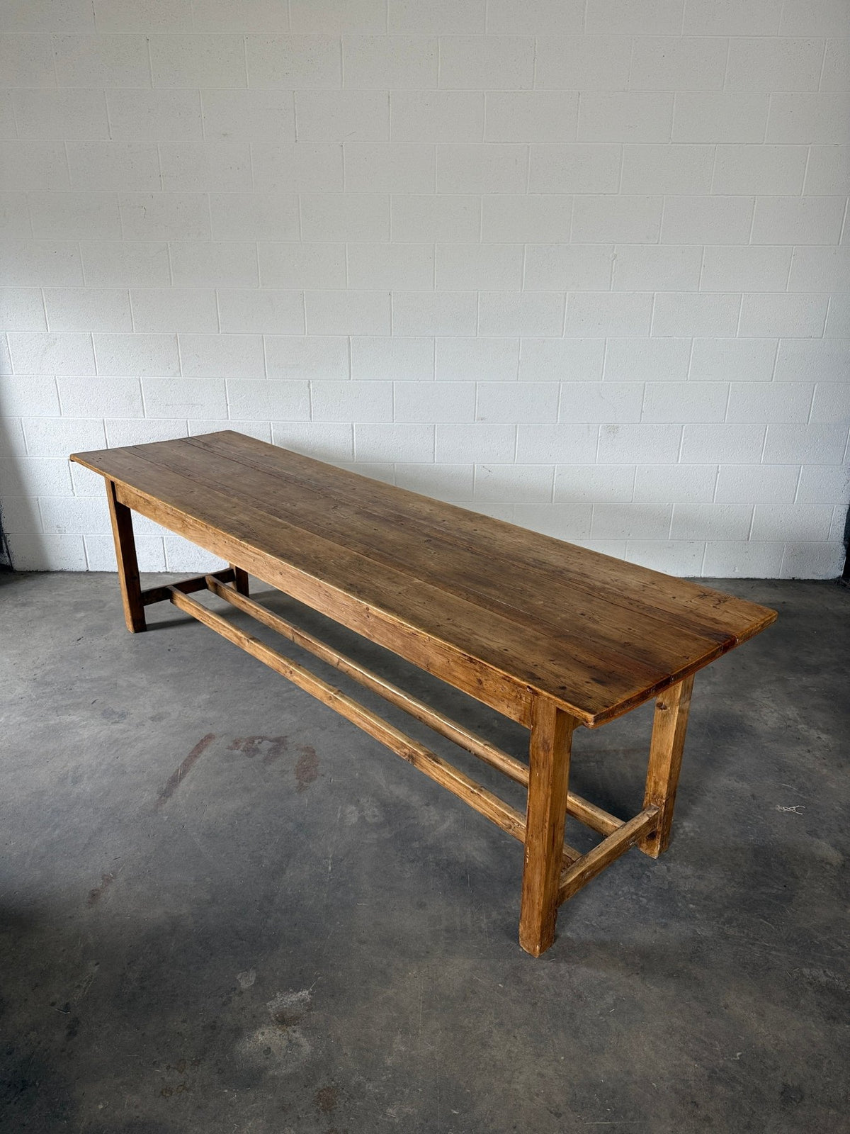 Antique English Dining Table - House on Horizon
