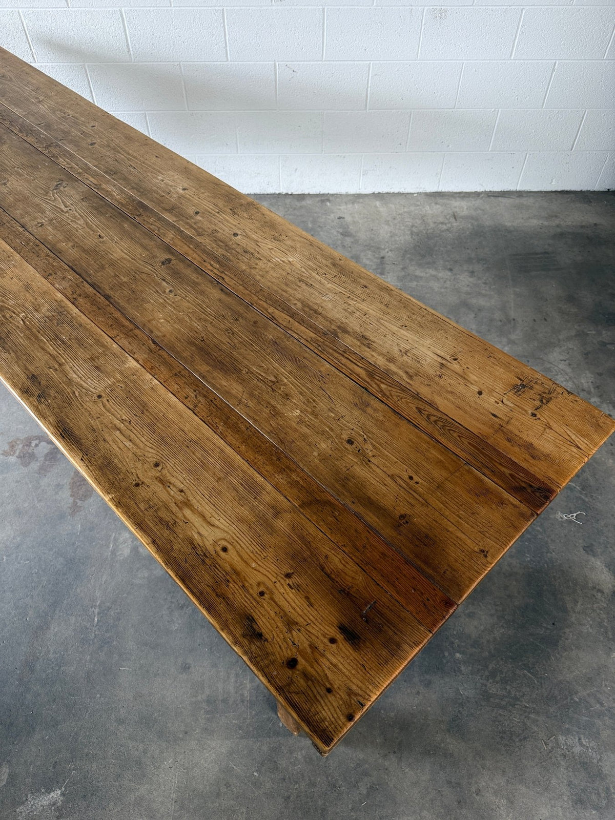 Antique English Dining Table - House on Horizon