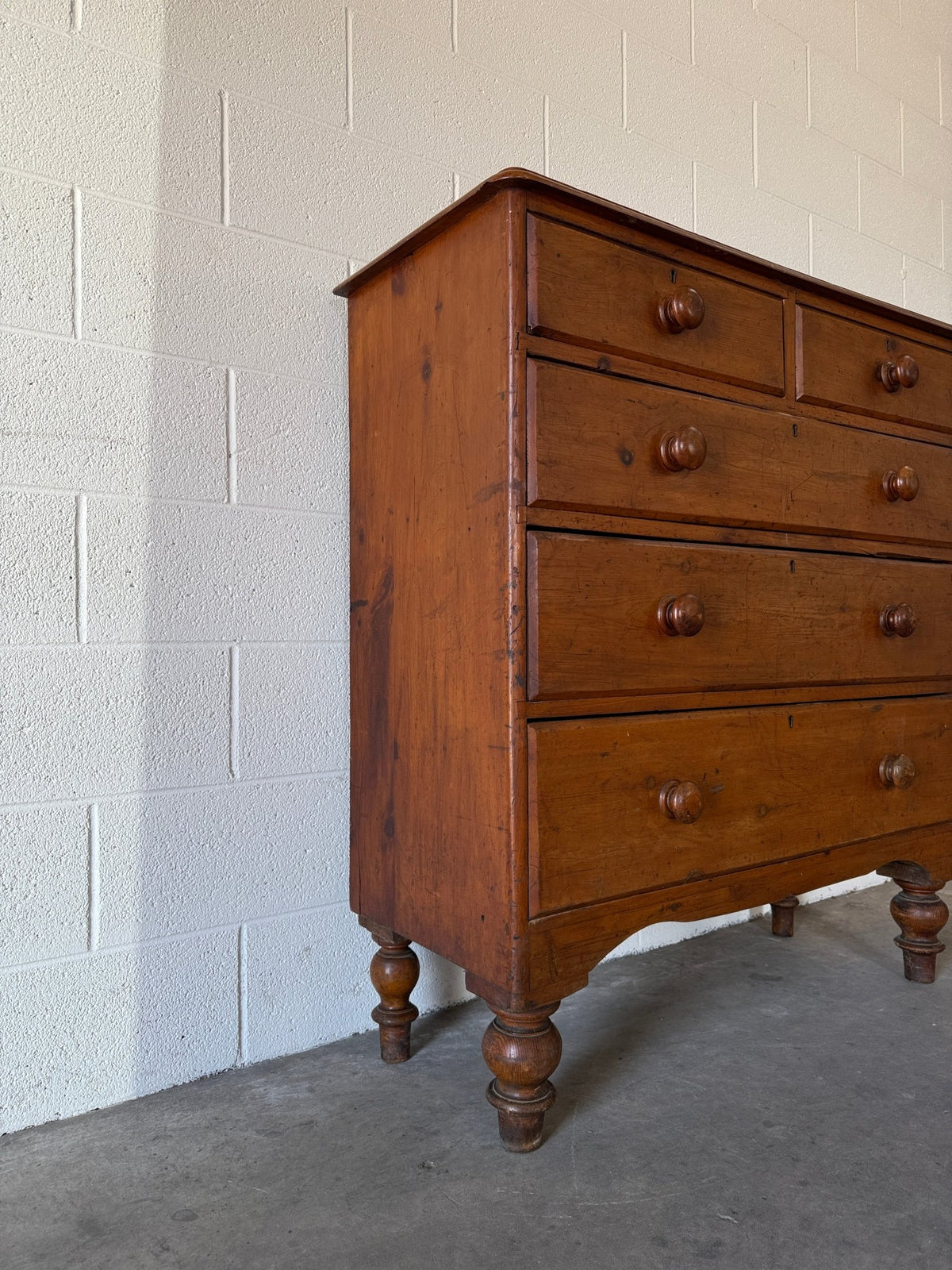 Antique English pine chest of drawers - House on Horizon