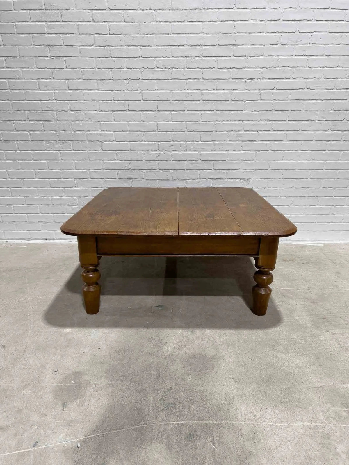 Antique English pine coffee table - House on Horizon