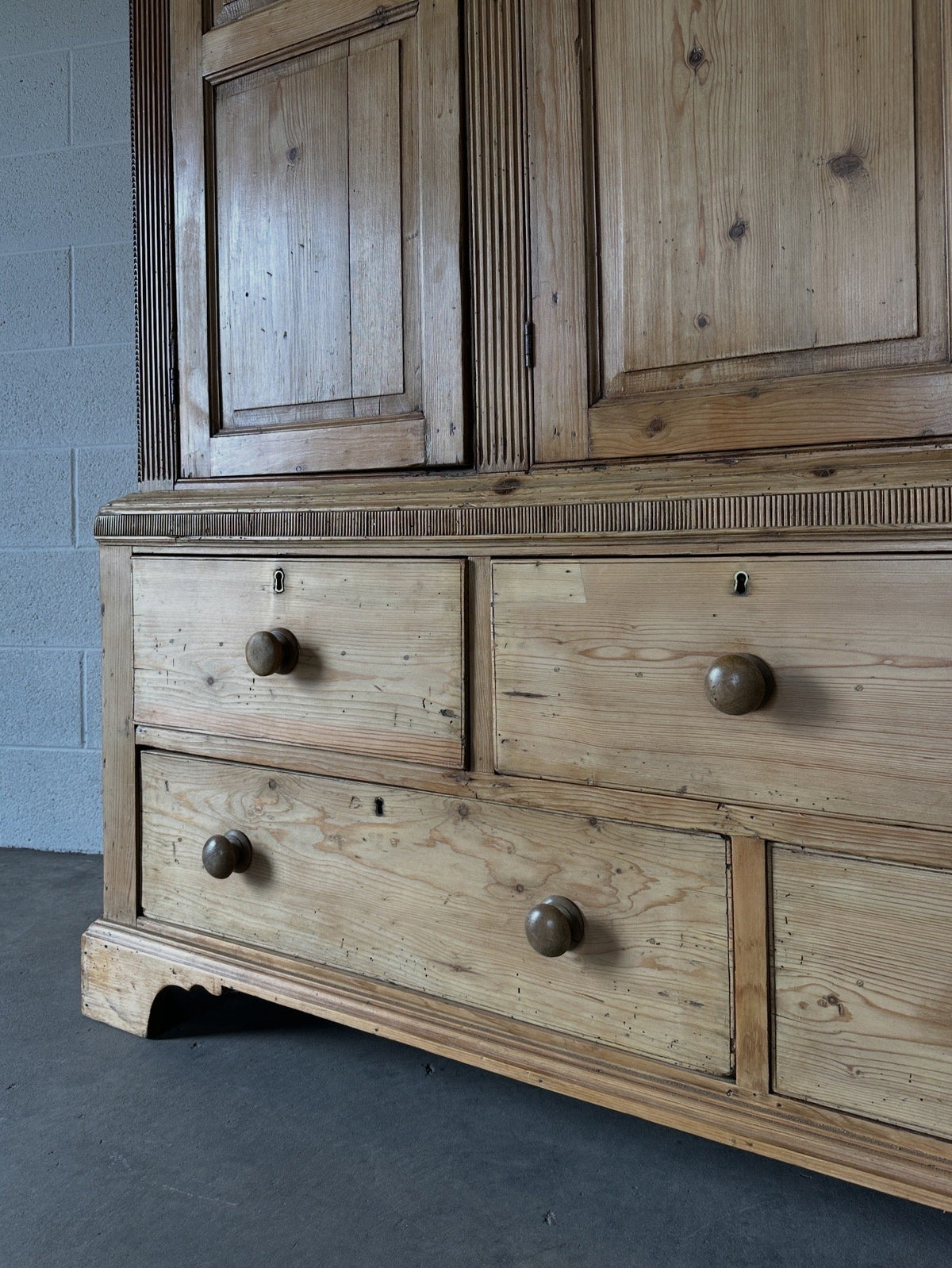 Antique English pine housekeeper’s cupboard - House on Horizon