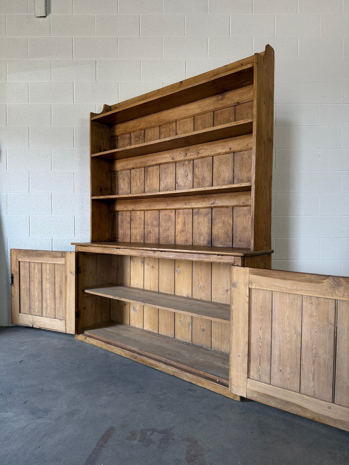 Antique English pine one-piece hutch - House on Horizon