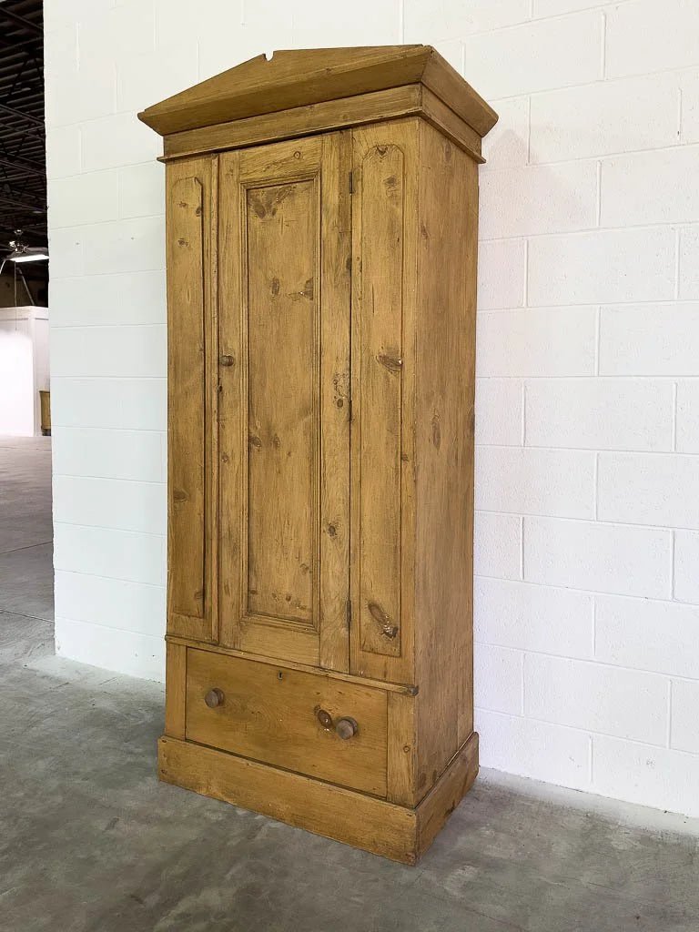 Antique English pine wardrobe - House on Horizon