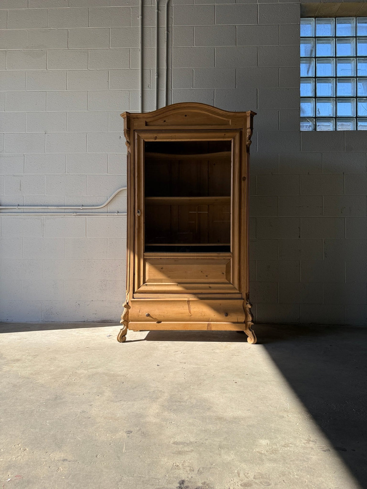 Antique European bookcase - House on Horizon