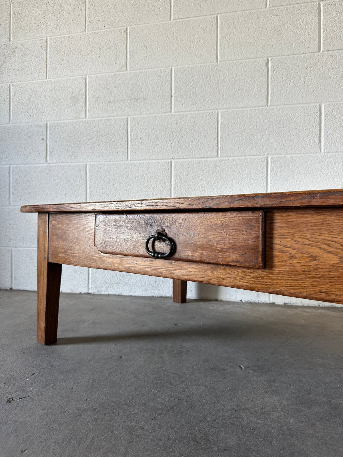 Antique French oak coffee table - House on Horizon