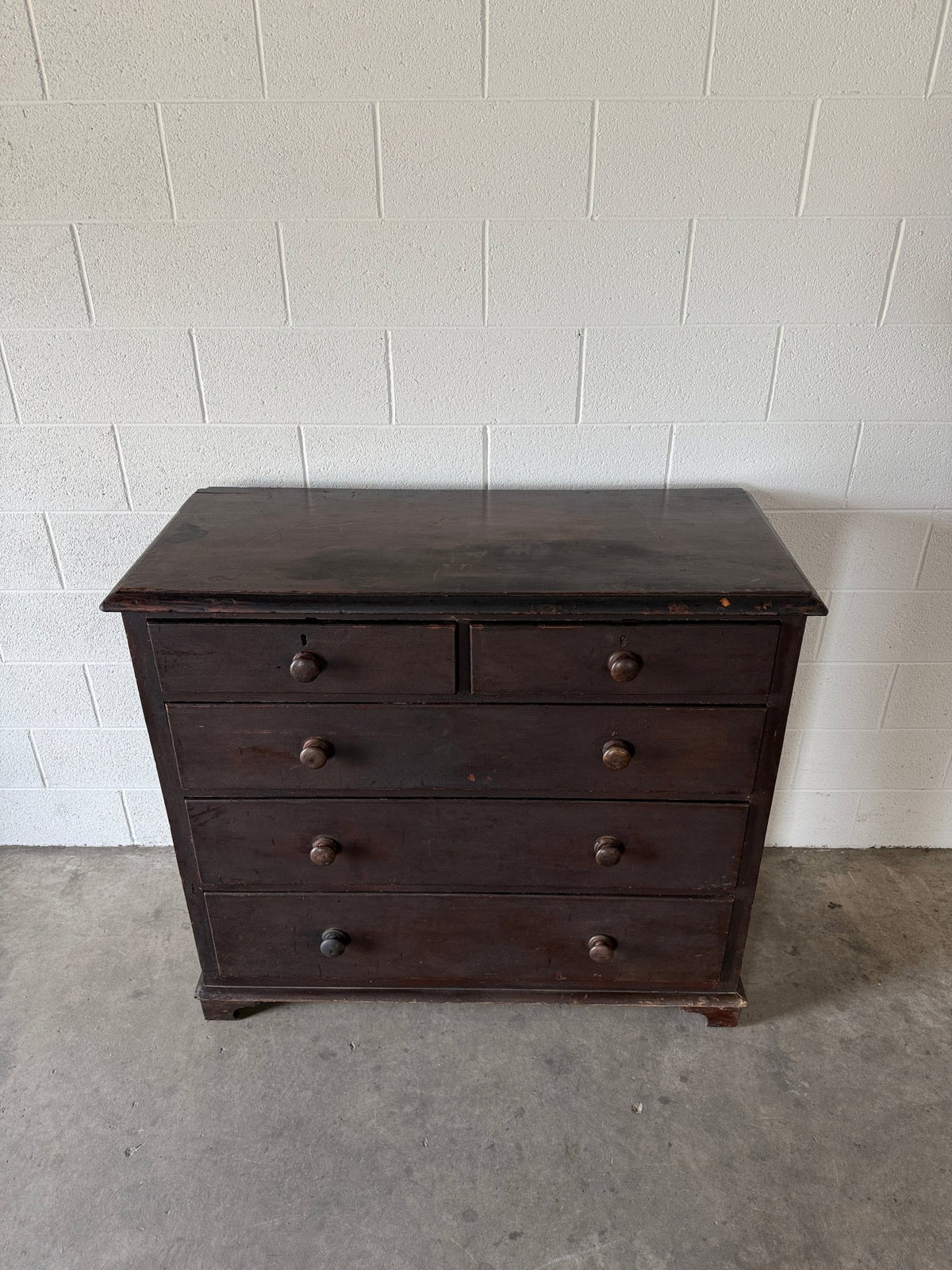 Antique Pine Chest of Drawers with a scumbled finish - House on Horizon