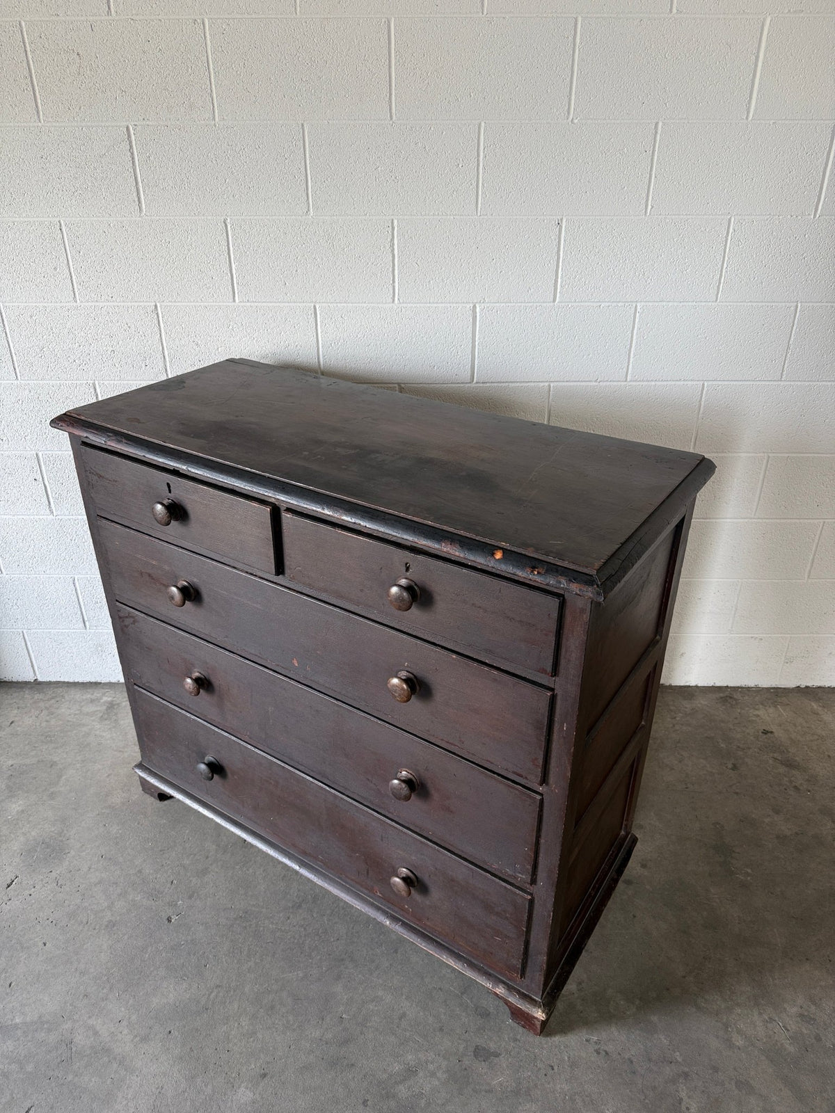 Antique Pine Chest of Drawers with a scumbled finish - House on Horizon