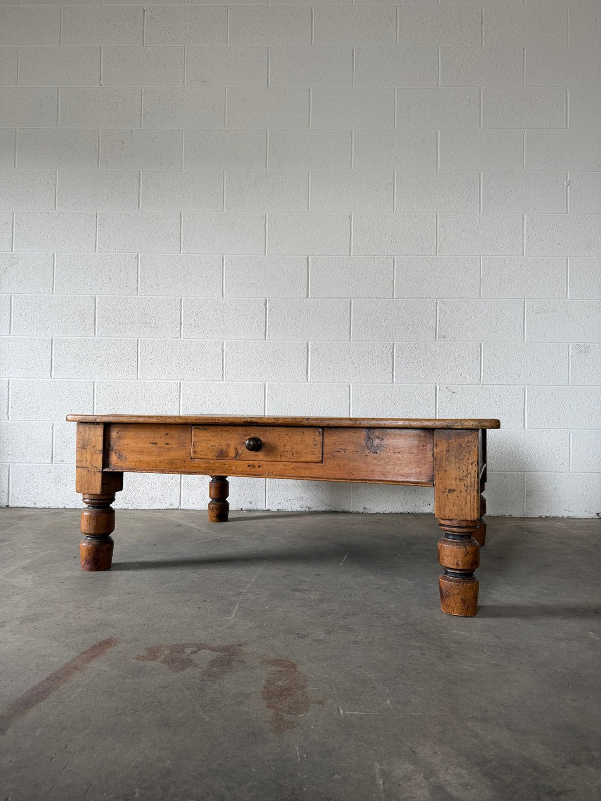 Antique pine coffee table with drawer - House on Horizon